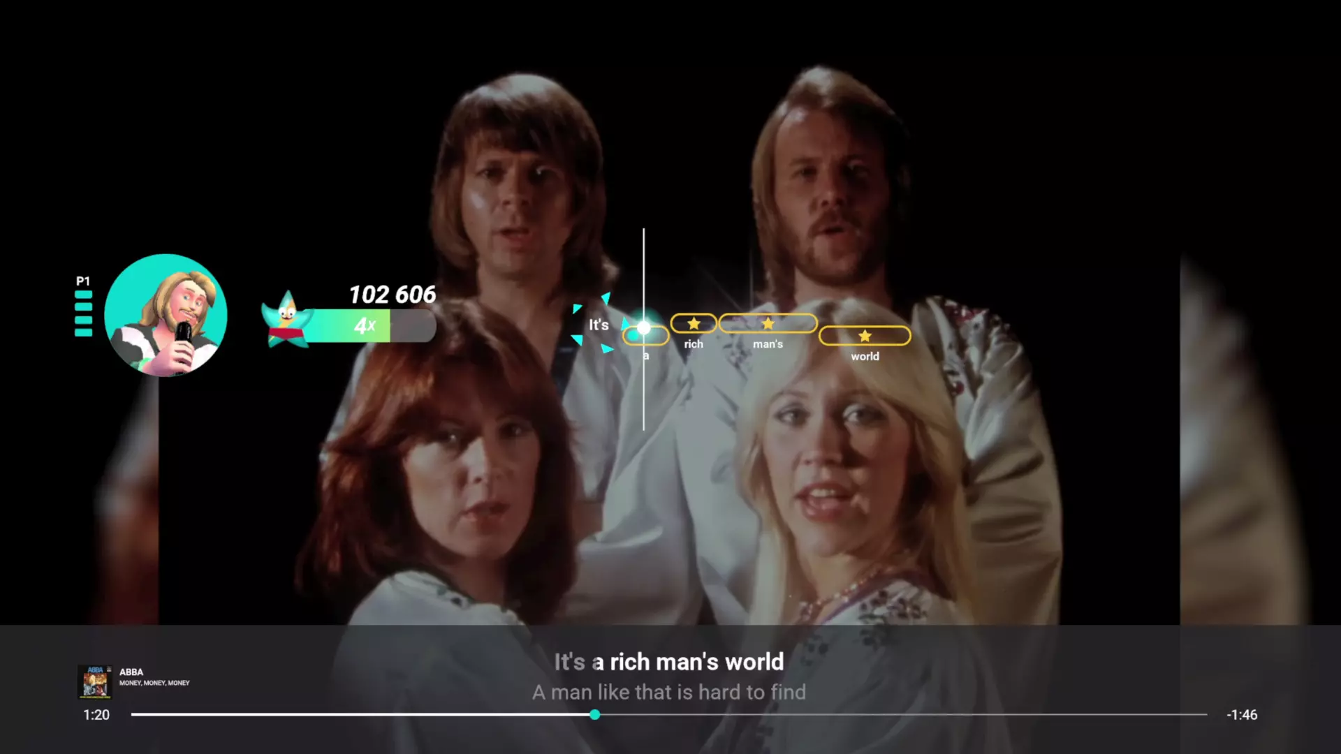 Cuatro miembros de ABBA cantan en el escenario con letras de karaoke y HUD de juego.