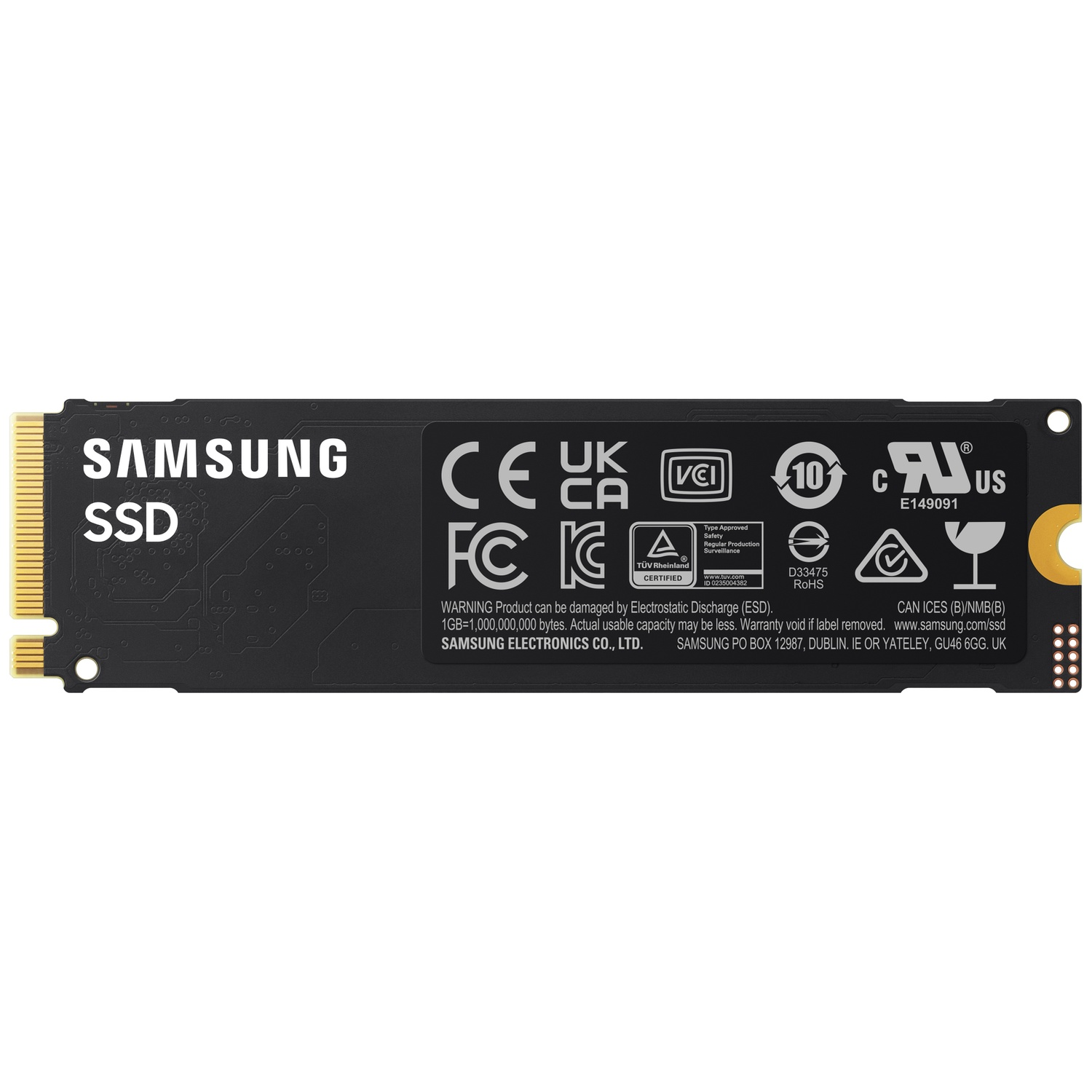 Un disque SSD M.2 noir de Samsung avec du texte blanc, des logos de certification et des avertissements.