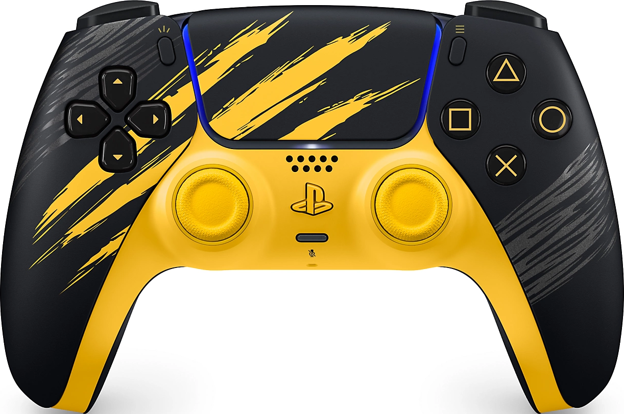 Une manette PlayStation 5 noire et jaune avec des motifs de griffes et des sticks jaunes.