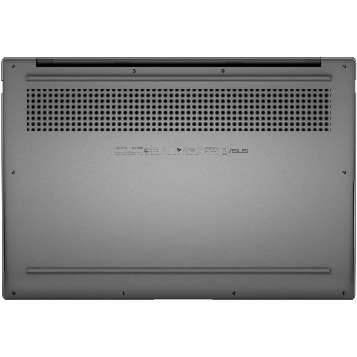 Onderkant van een grijze Asus-laptop met ventilatierooster, producttekst en schroeven.