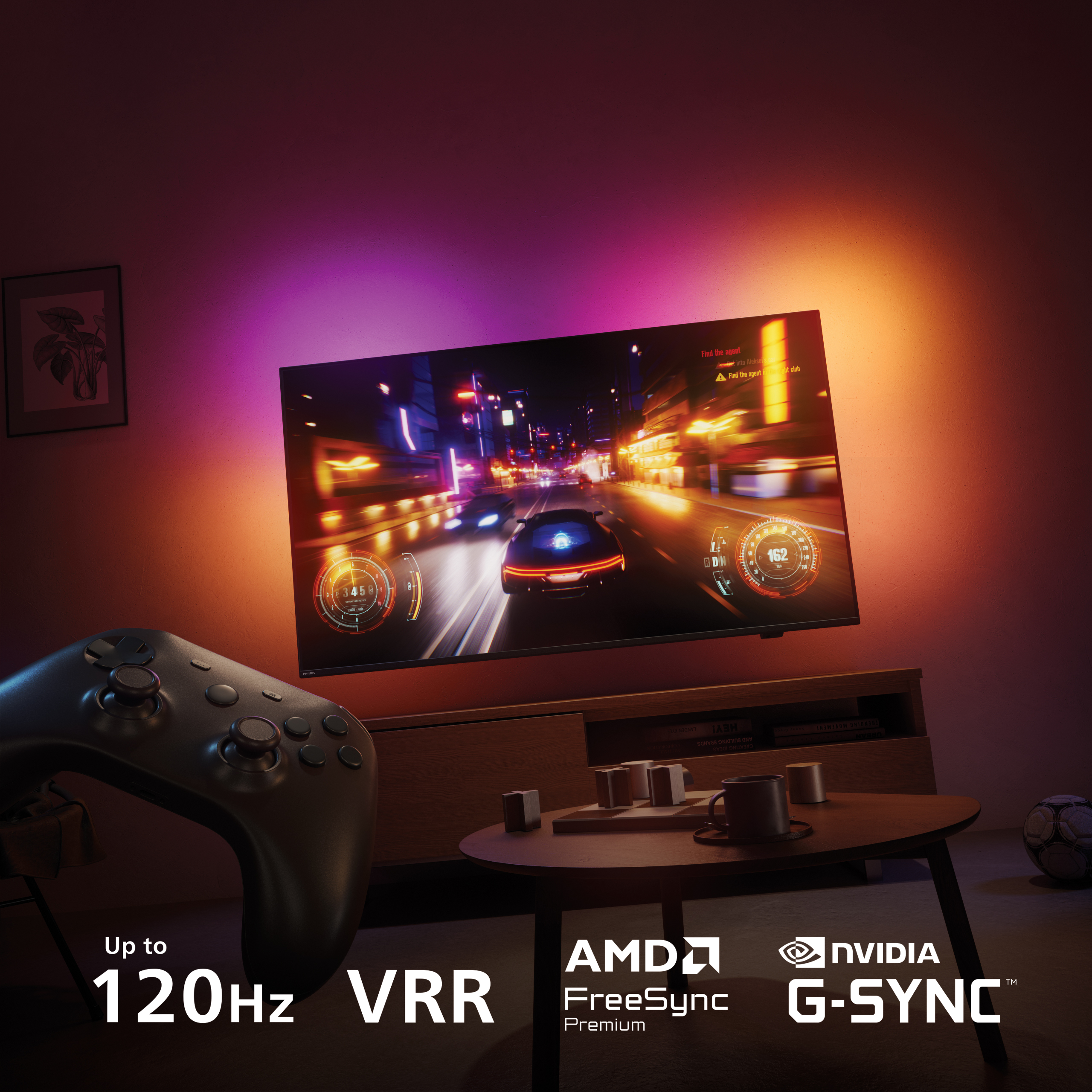 Un televisor muestra un juego de carreras en una habitación con retroiluminación ambiental, un mando y una mesa.