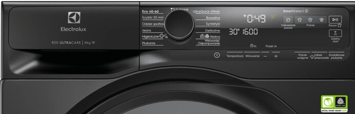 Czarny panel sterowania pralki Electrolux z pokrętłem i cyfrowym wyświetlaczem.