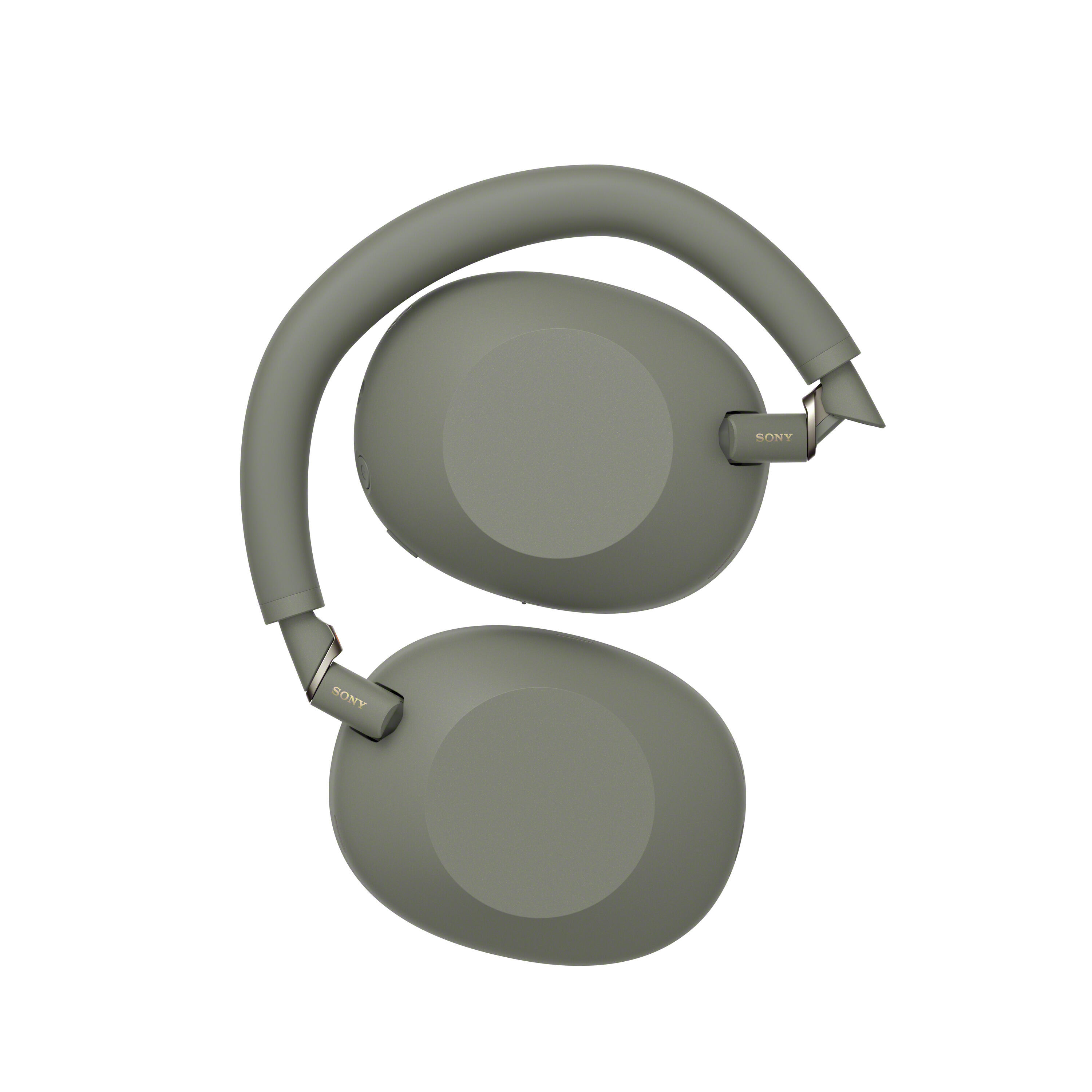 Auriculares supraaurales Sony verdes con diadema ajustable y logotipo de la marca sobre fondo blanco.