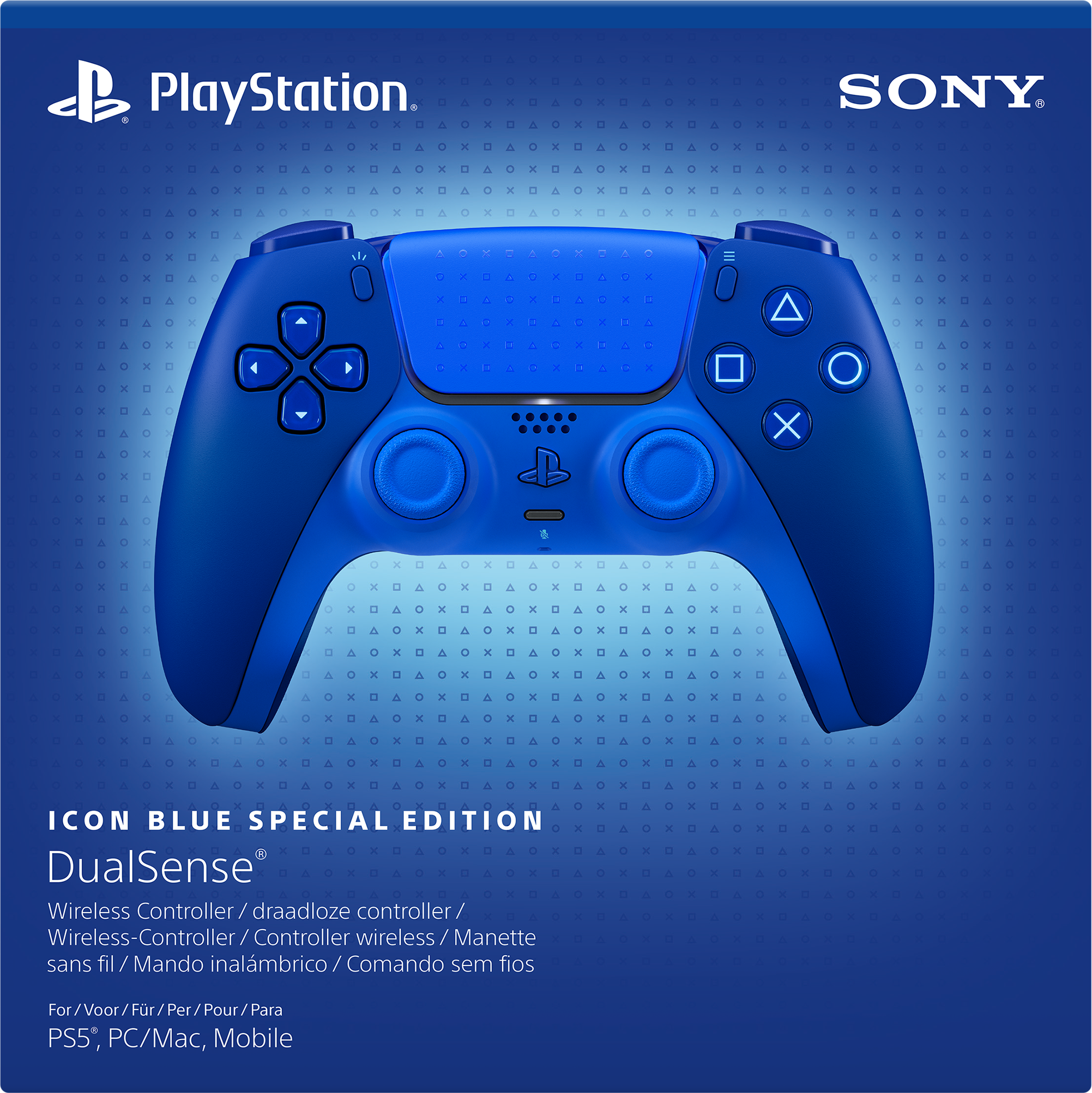 Blauer PlayStation DualSense Wireless-Controller vor einem blauen Hintergrund mit PlayStation-Symbolen.