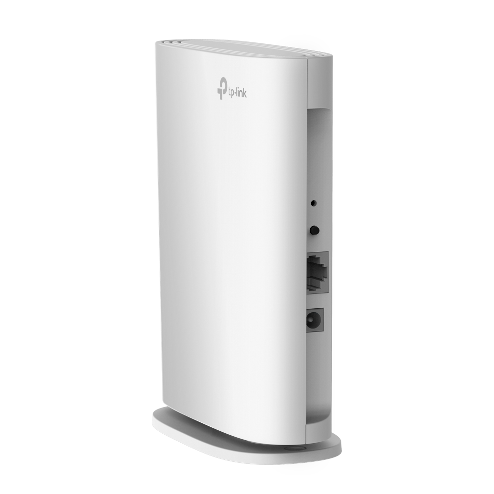 Un enrutador TP-Link blanco vertical se encuentra sobre un fondo negro, mostrando sus puertos y logotipo.