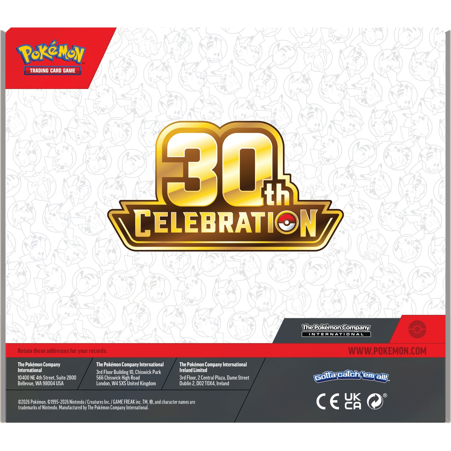 Achterkant van de Pokémon 30th Celebration verpakking met gouden logo, Pikachu-patroon en juridische teksten.