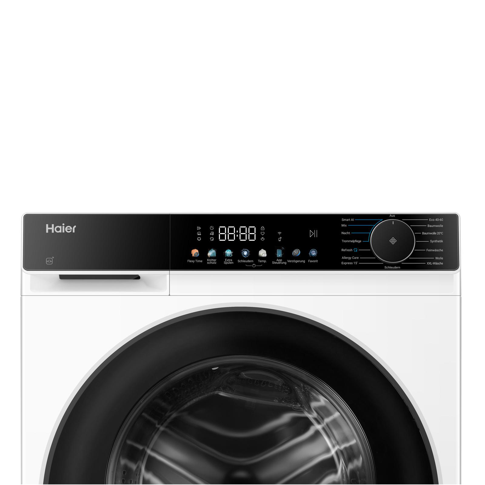 Haier Waschmaschine Bedienfeld mit Digitalanzeige, Tasten und Drehregler über der großen Glastür.