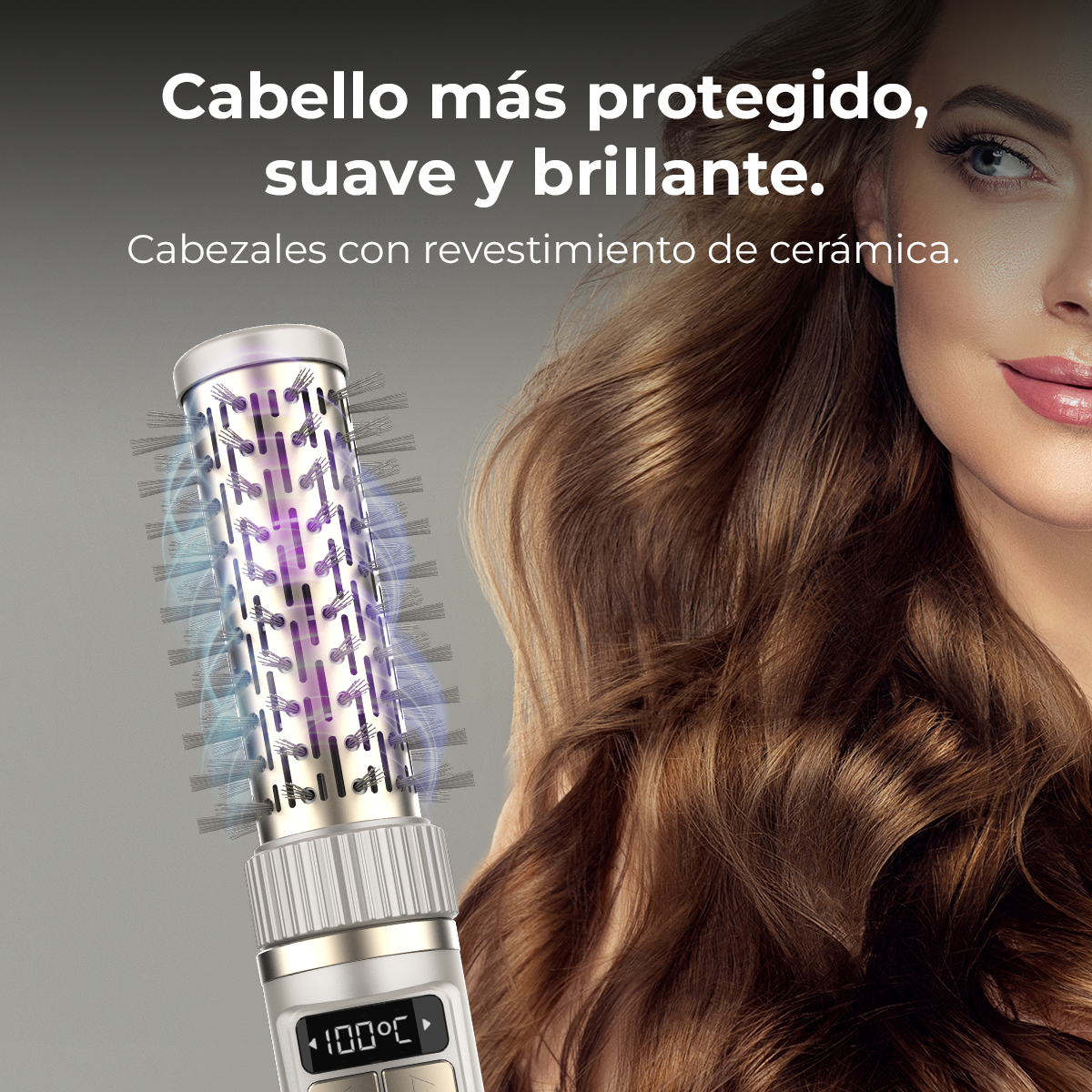 Una mujer con cabello brillante junto a un cepillo alisador de cerámica.