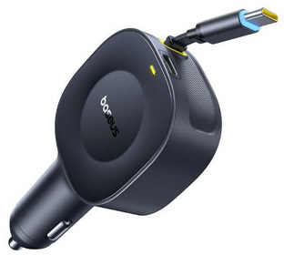 Fekete autós töltő csatlakoztatott USB-C kábellel és LED-del.