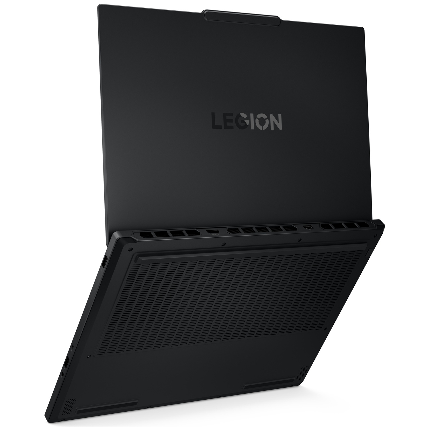 Vue arrière d'un ordinateur portable Legion noir fermé avec des fentes de ventilation et des ports visibles.