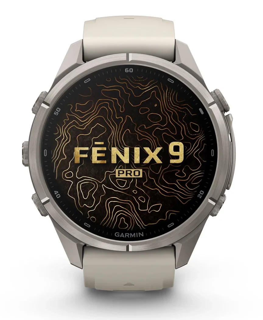 Szary smartwatch Garmin Fenix 9 Pro ze złotą tarczą z mapą topo.