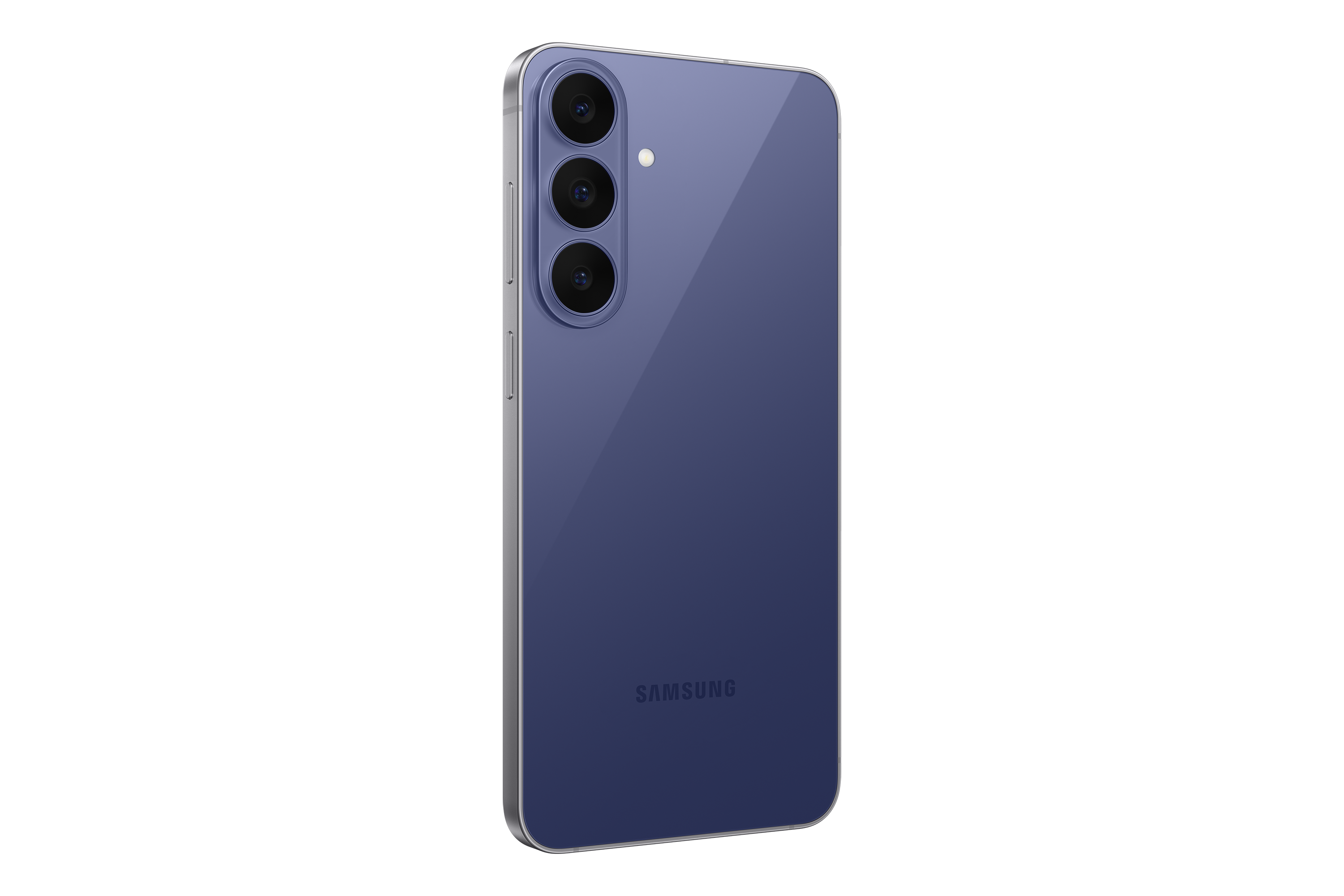 Rückseite eines blauen Smartphones mit drei senkrechten Kameras und Samsung-Logo auf schwarzem Hintergrund.