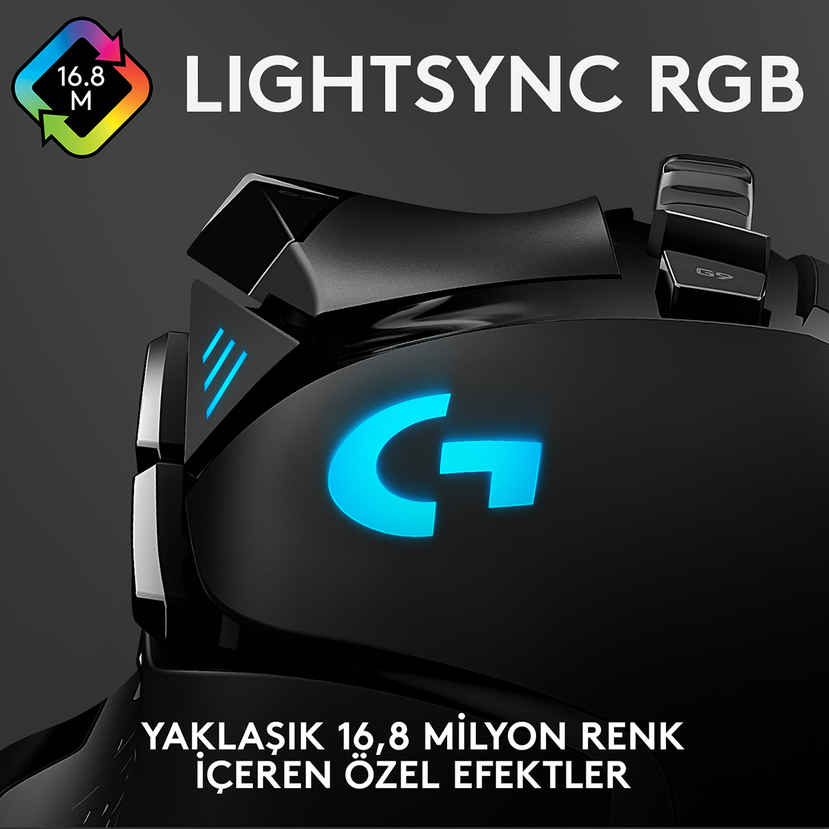 Koyu arka planda parlayan mavi RGB logolu siyah oyuncu faresinin yakın çekimi.