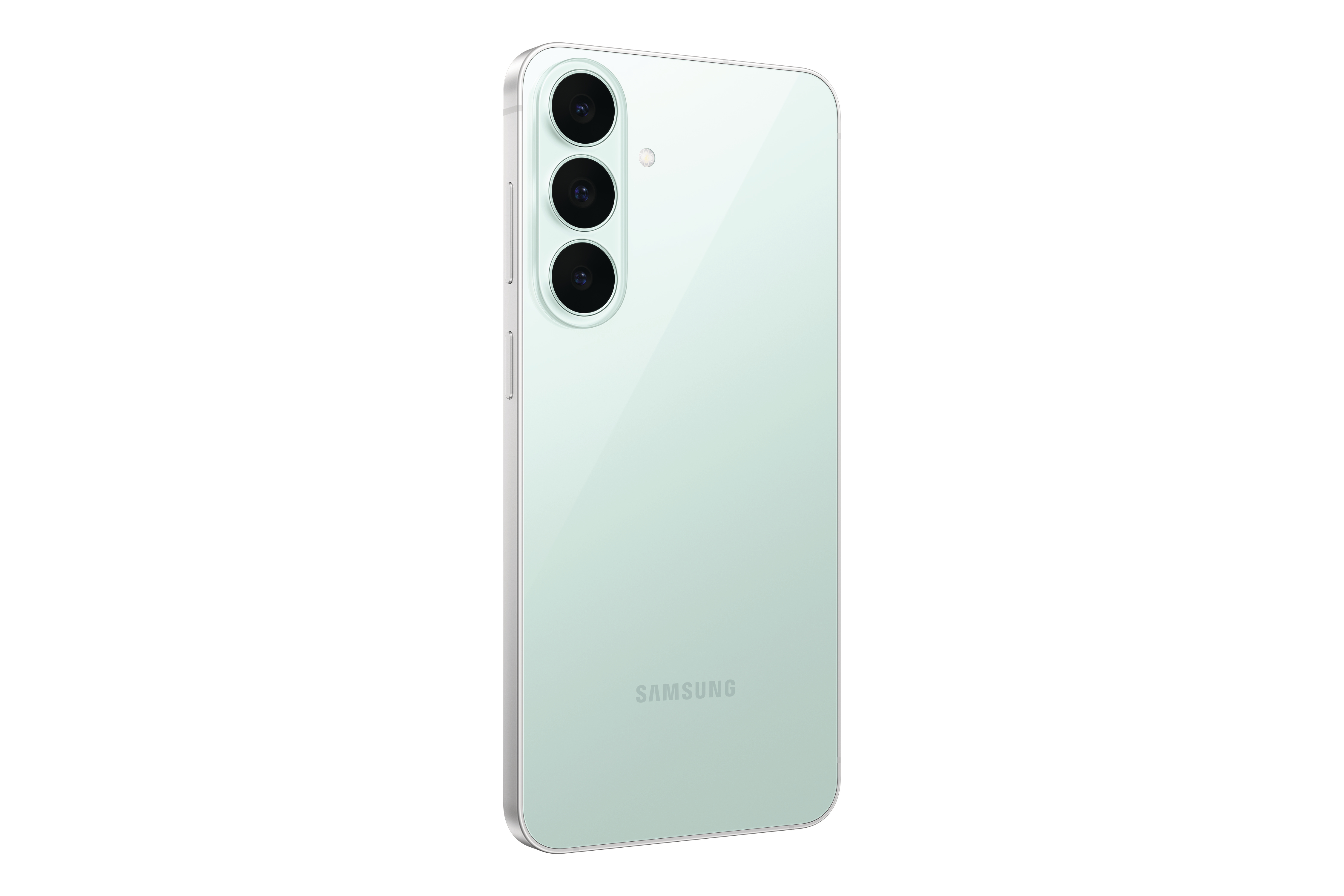 Rückseite eines hellgrünen Samsung-Smartphones mit vertikaler Dreifachkamera und weißem Hintergrund.