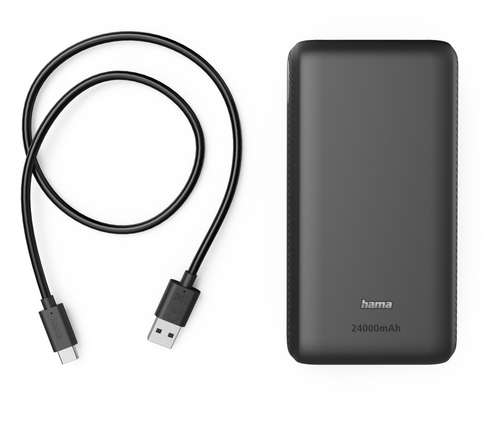 Egy fekete Hama 24000mAh power bank és egy fekete USB-C kábel fehér háttéren.