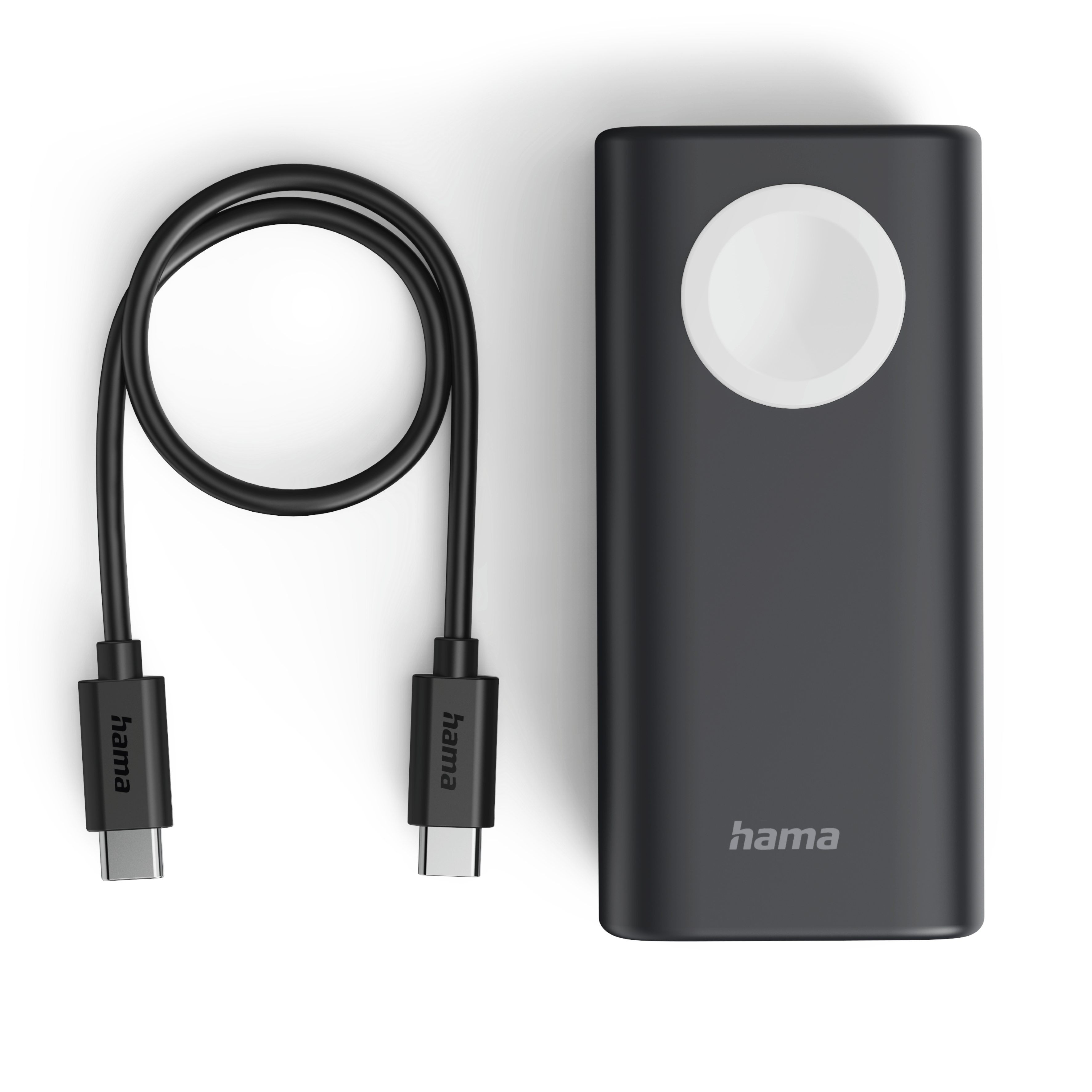 Fekete Hama power bank fehér okosóra töltőfelülettel és egy USB-C kábel fehér háttérrel.