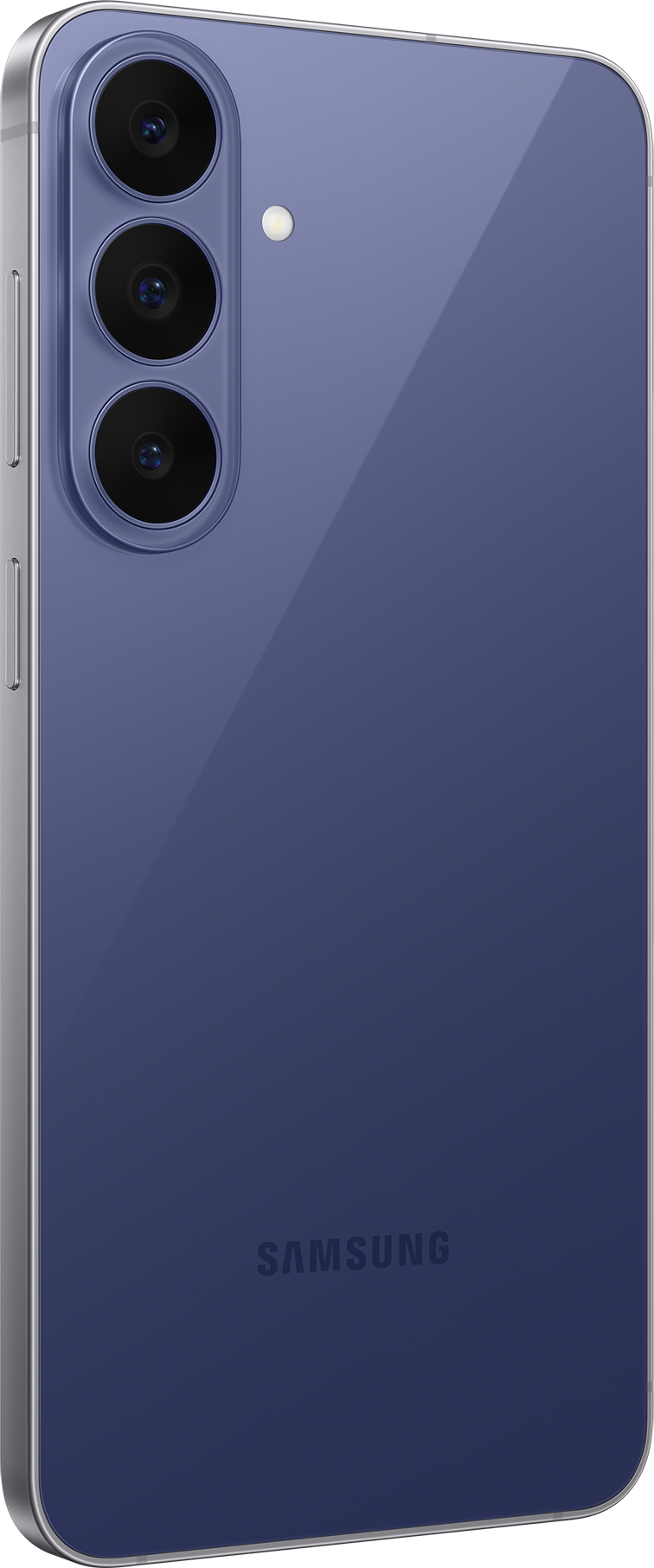 Egy kék okostelefon hátlapja három függőlegesen elhelyezett lencsével, vakuval és Samsung logóval.