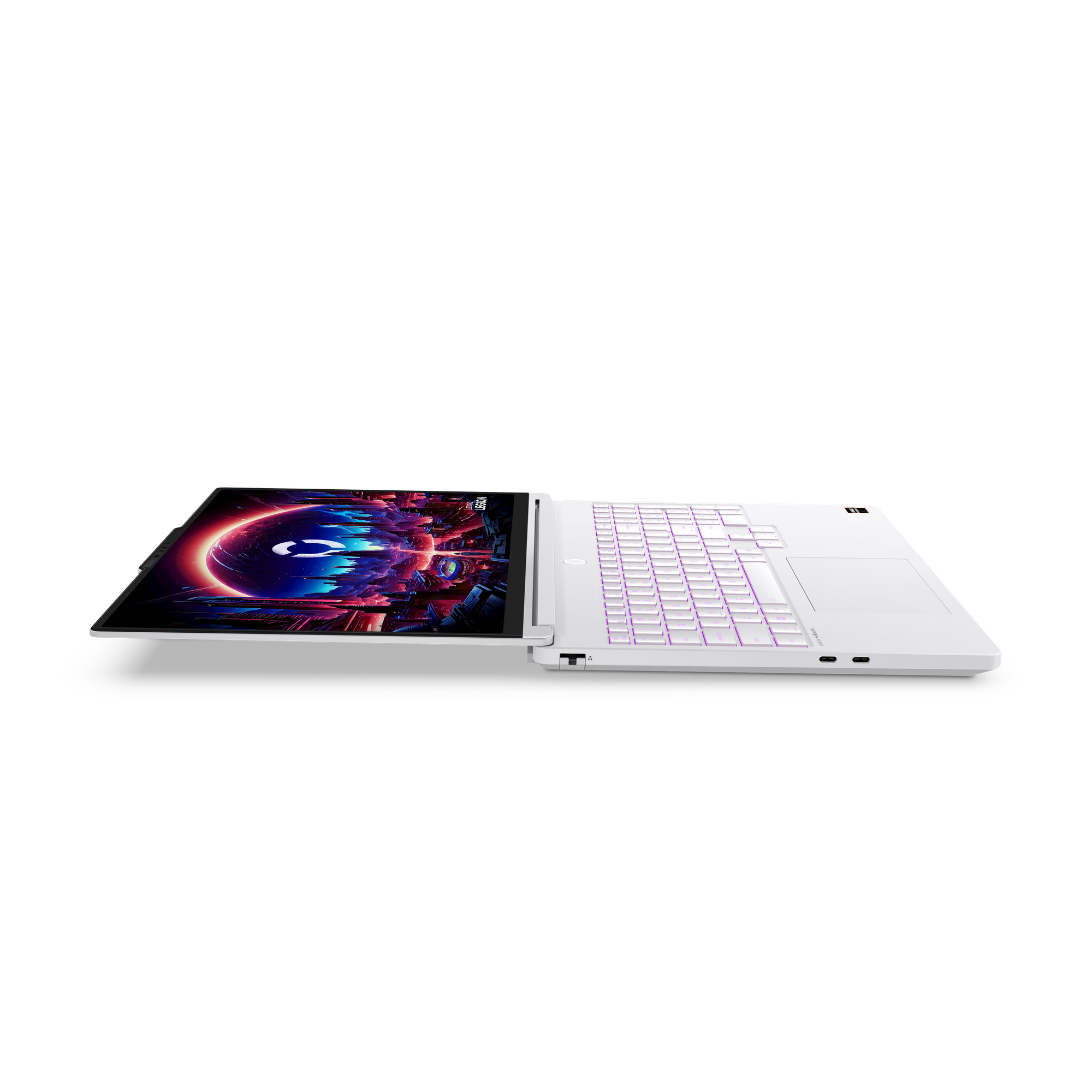 Ein weißer Laptop mit bunter Bildschirmgrafik und beleuchteter Tastatur vor schwarzem Hintergrund.