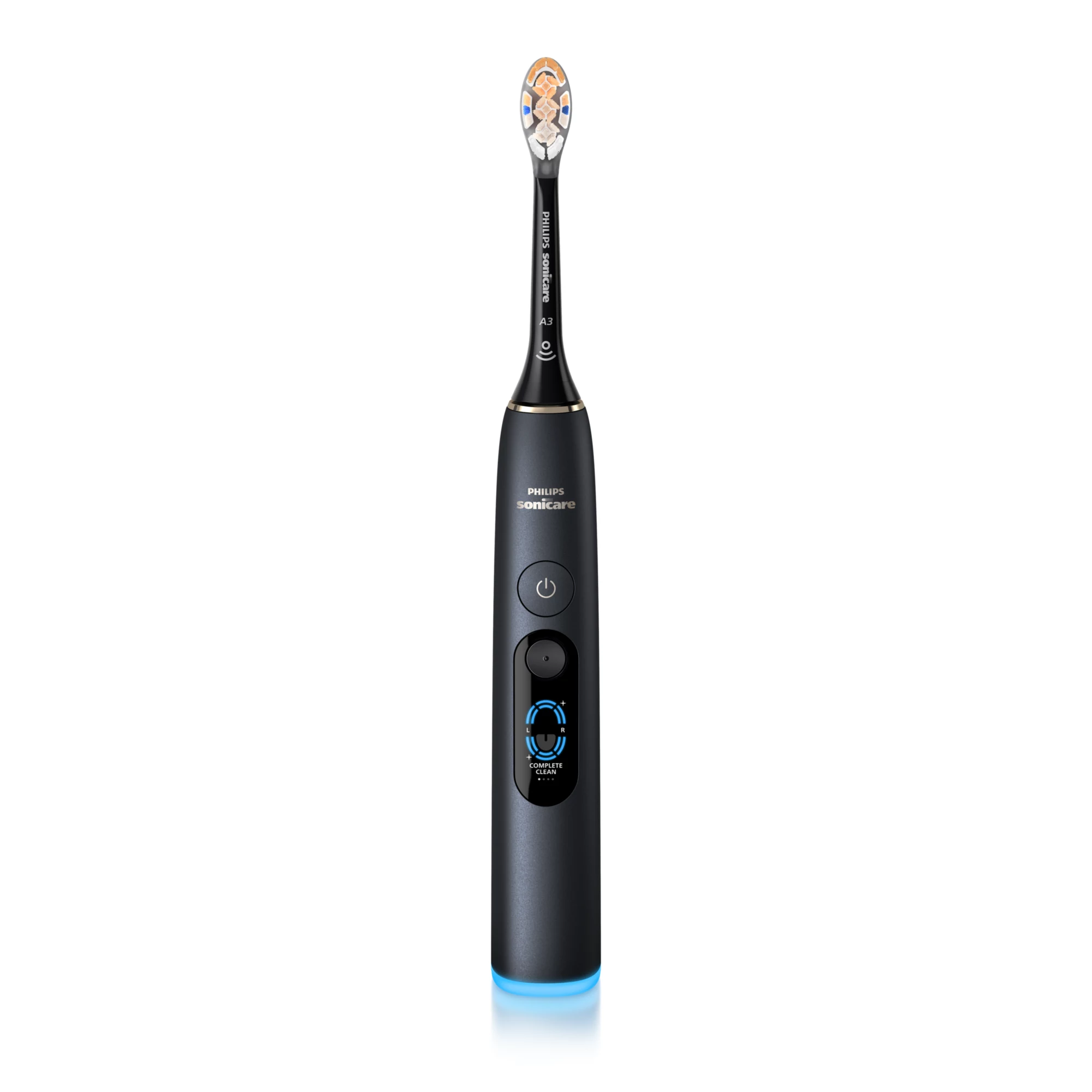 Fekete Philips Sonicare elektromos fogkefe digitális kijelzővel és kéken világító alappal fehér háttér előtt.