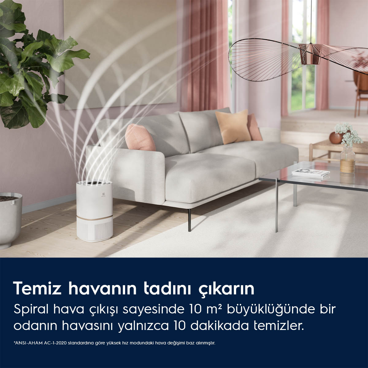 Modern bir oturma odasında temiz hava akışını gösteren beyaz bir hava temizleyici.