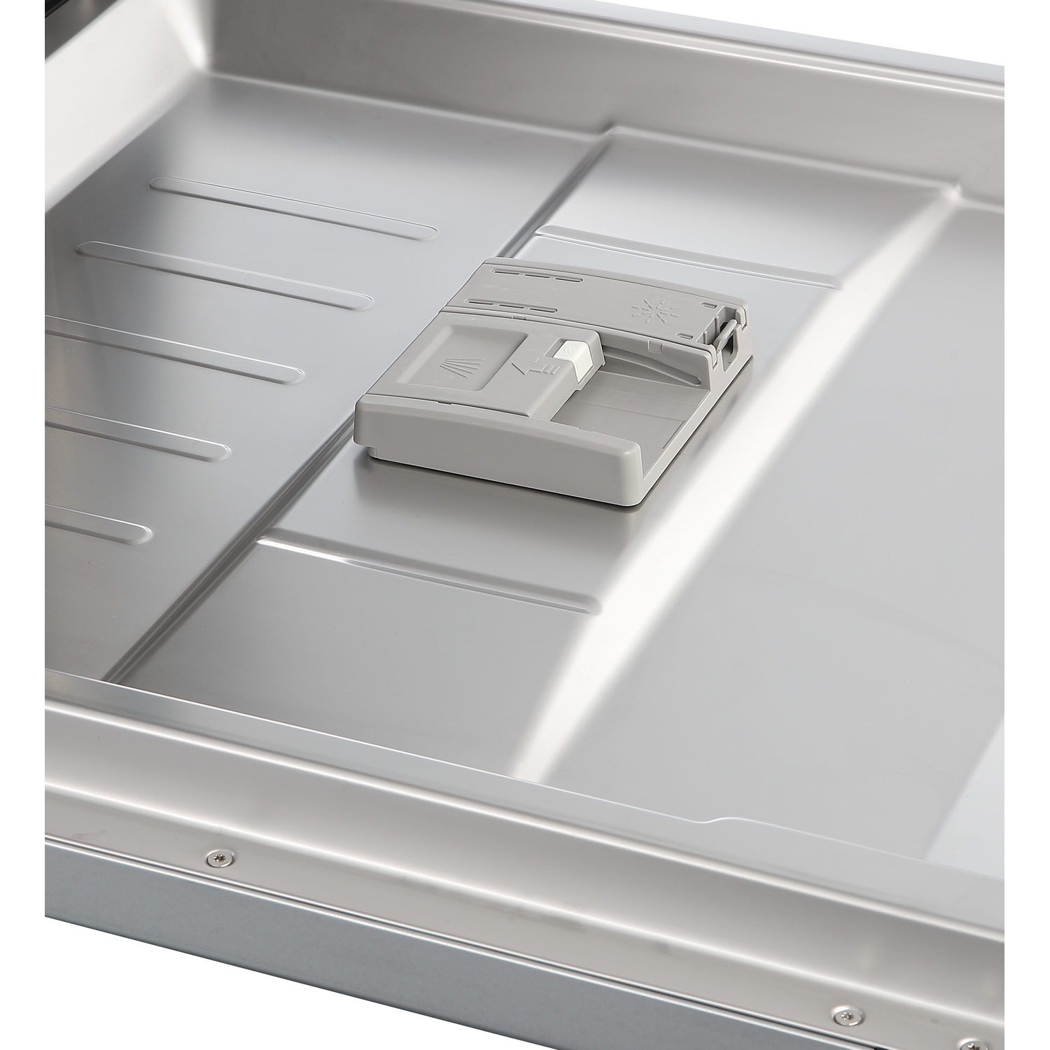 Porte de lave-vaisselle en acier inoxydable avec distributeur de détergent.