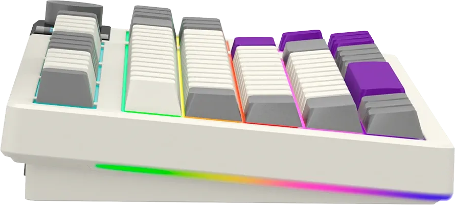 Egy fehér mechanikus billentyűzet színes billentyűsapkákkal és RGB háttérvilágítással.