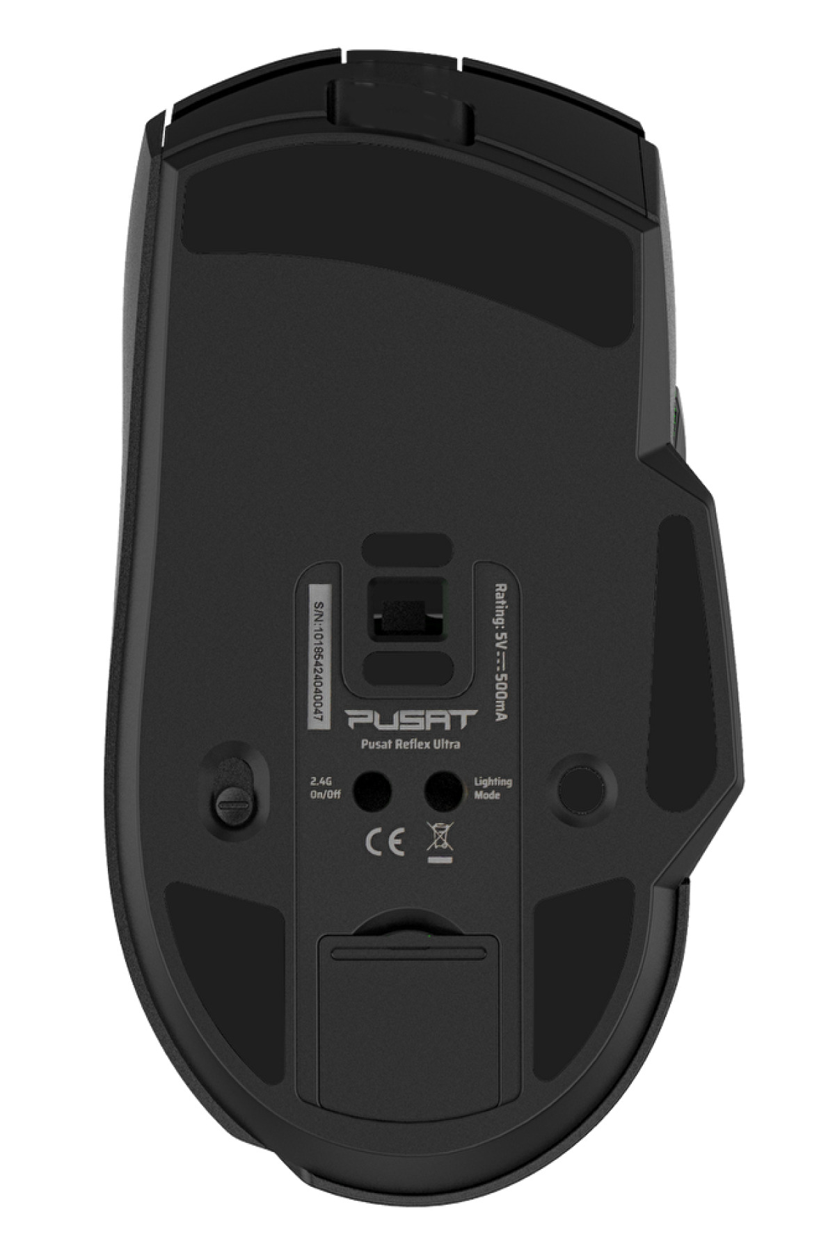 Sensör, anahtarlar ve CE işareti gösteren siyah bir Pusat Reflex Ultra kablosuz mouse'un alt kısmı.