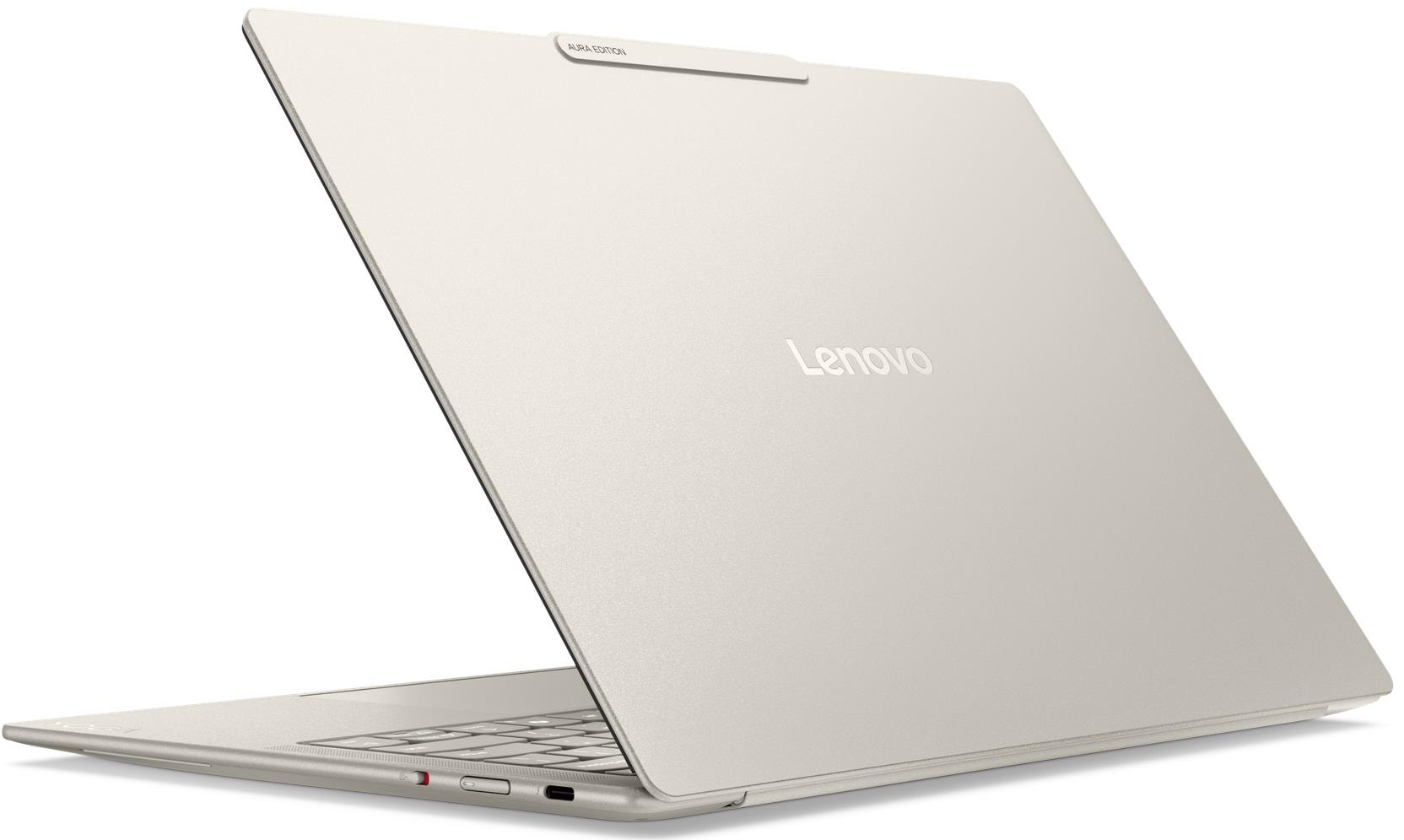 Egy ezüst színű Lenovo Aura Edition laptop hátulról, Lenovo logóval, sima fehér háttér előtt.
