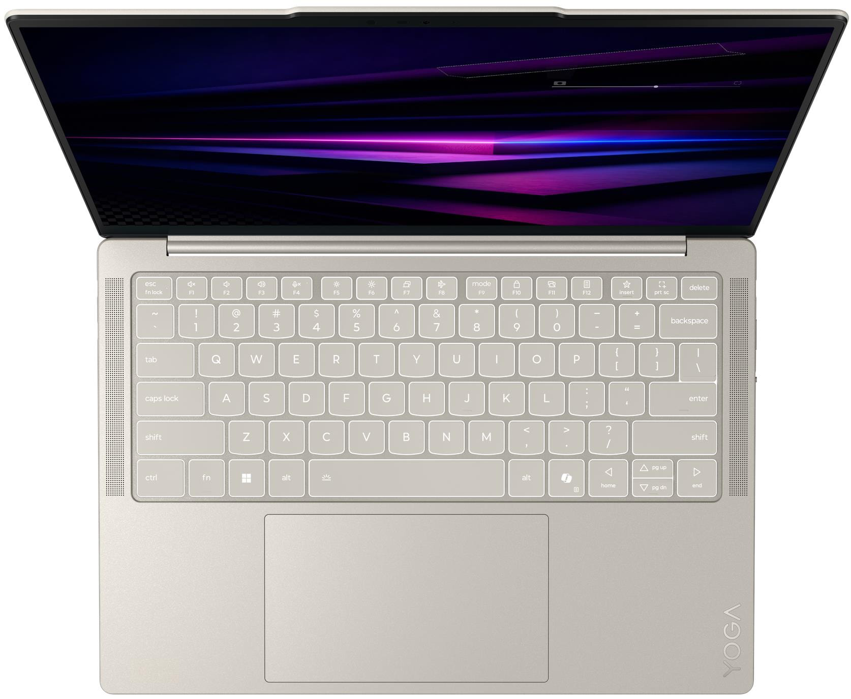 Nyitott ezüstszínű laptop háttérvilágítású billentyűzettel és lila képernyővel.