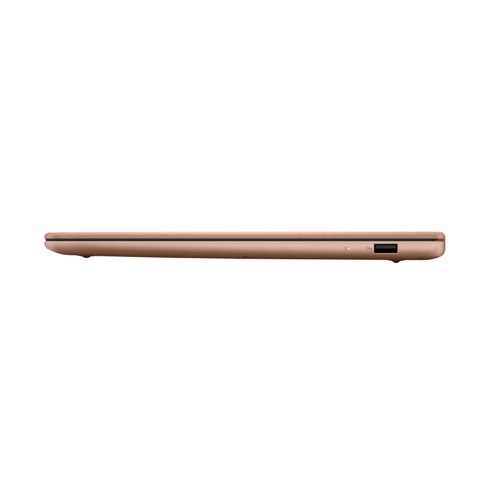 Seitenprofil eines geschlossenen rosegoldenen Laptops mit USB-Anschluss vor schwarzem Hintergrund.