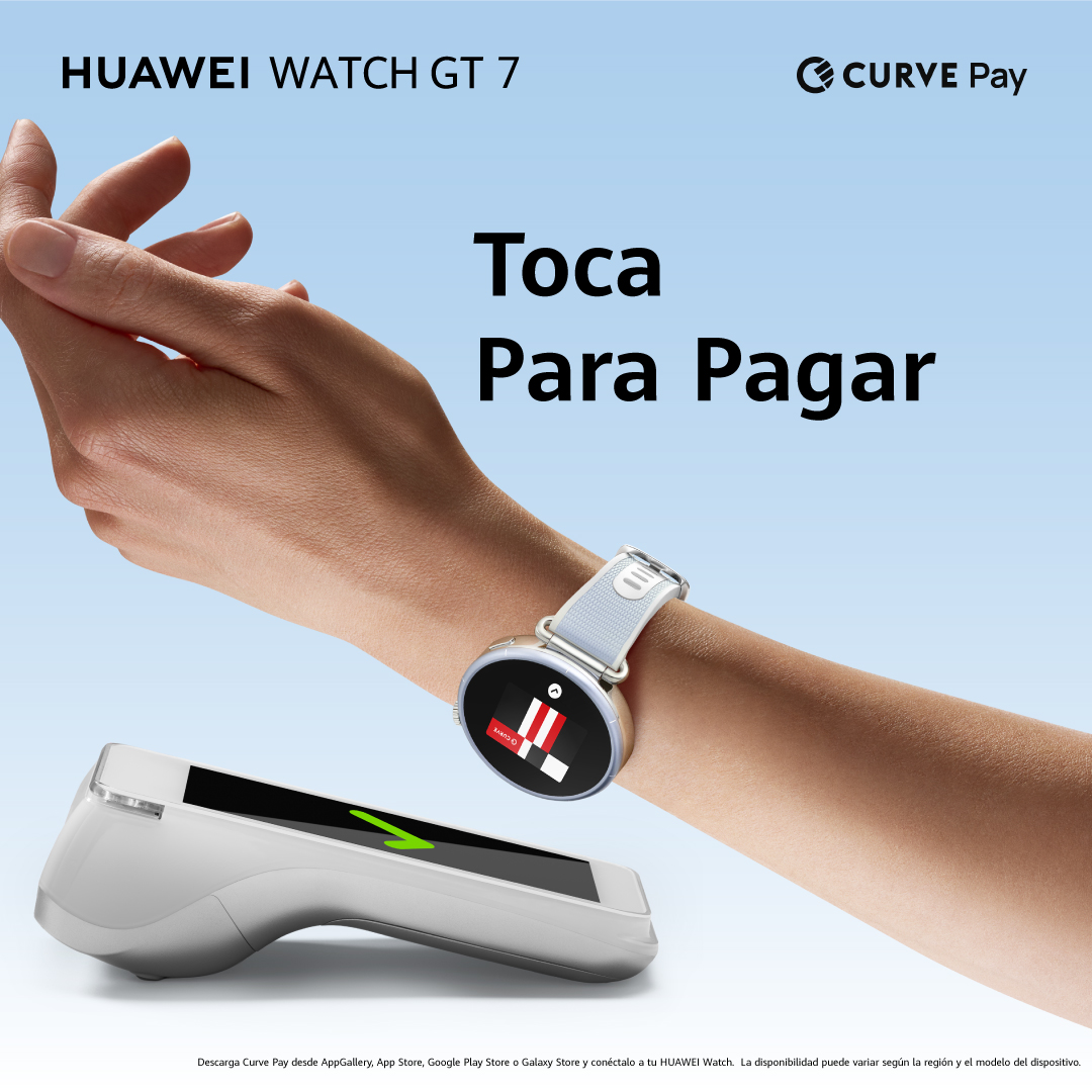 Mano con reloj inteligente Huawei acercándose a un datáfono sobre fondo azul."Toca para pagar".