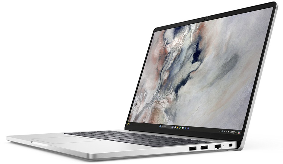 Egy ezüst laptop nyitva áll fehér háttér előtt, absztrakt háttérképet mutatva.