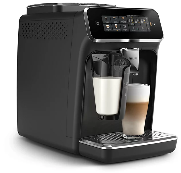 Fekete Philips kávéfőző tejtartállyal és egy pohár cappuccino a csepptálcán.
