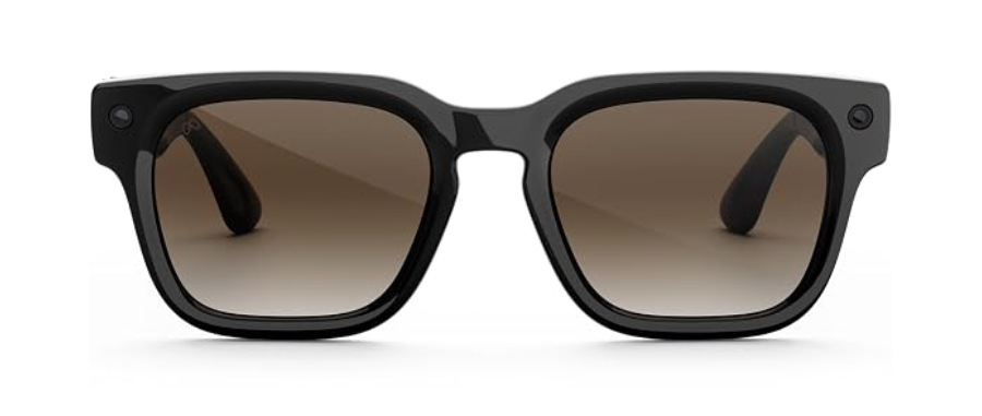 Gafas de sol negras de montura cuadrada con lentes degradadas marrones sobre fondo blanco.