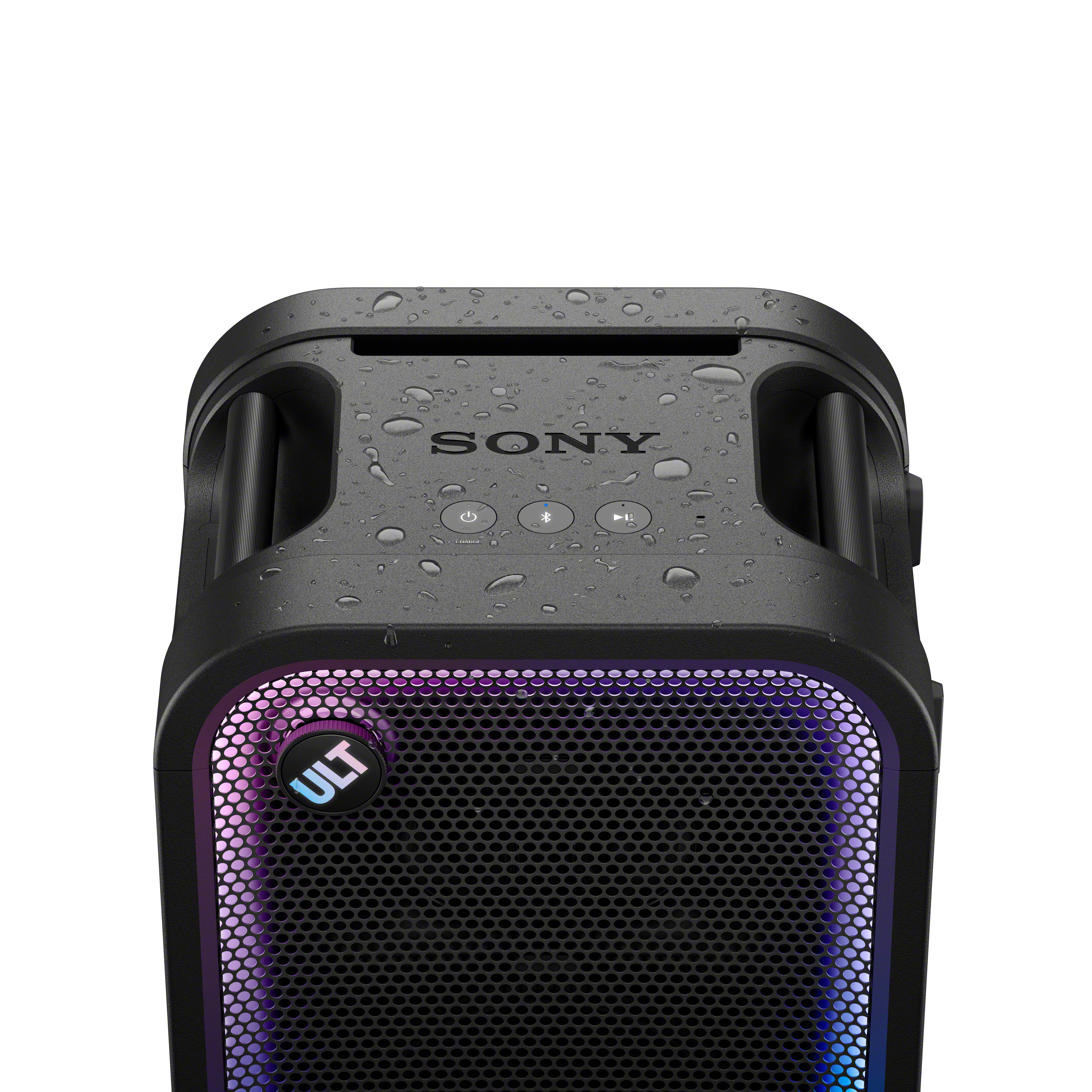 Wassernasser Sony-Bluetooth-Lautsprecher mit Lichtern und ULT-Knopf auf weißem Hintergrund.