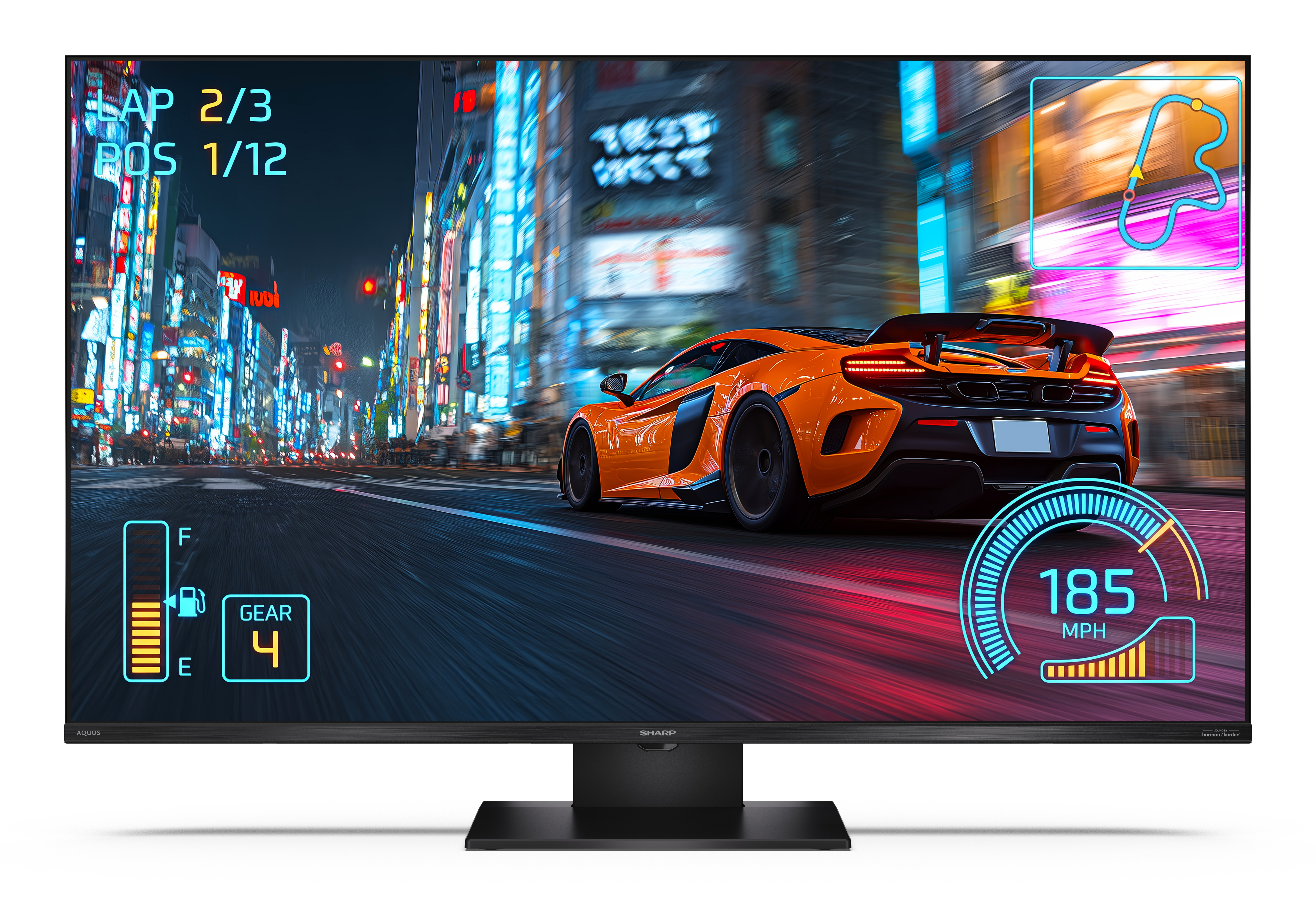 Telewizor wyświetla grę wyścigową w nocnym mieście z nakładkami HUD prędkości.