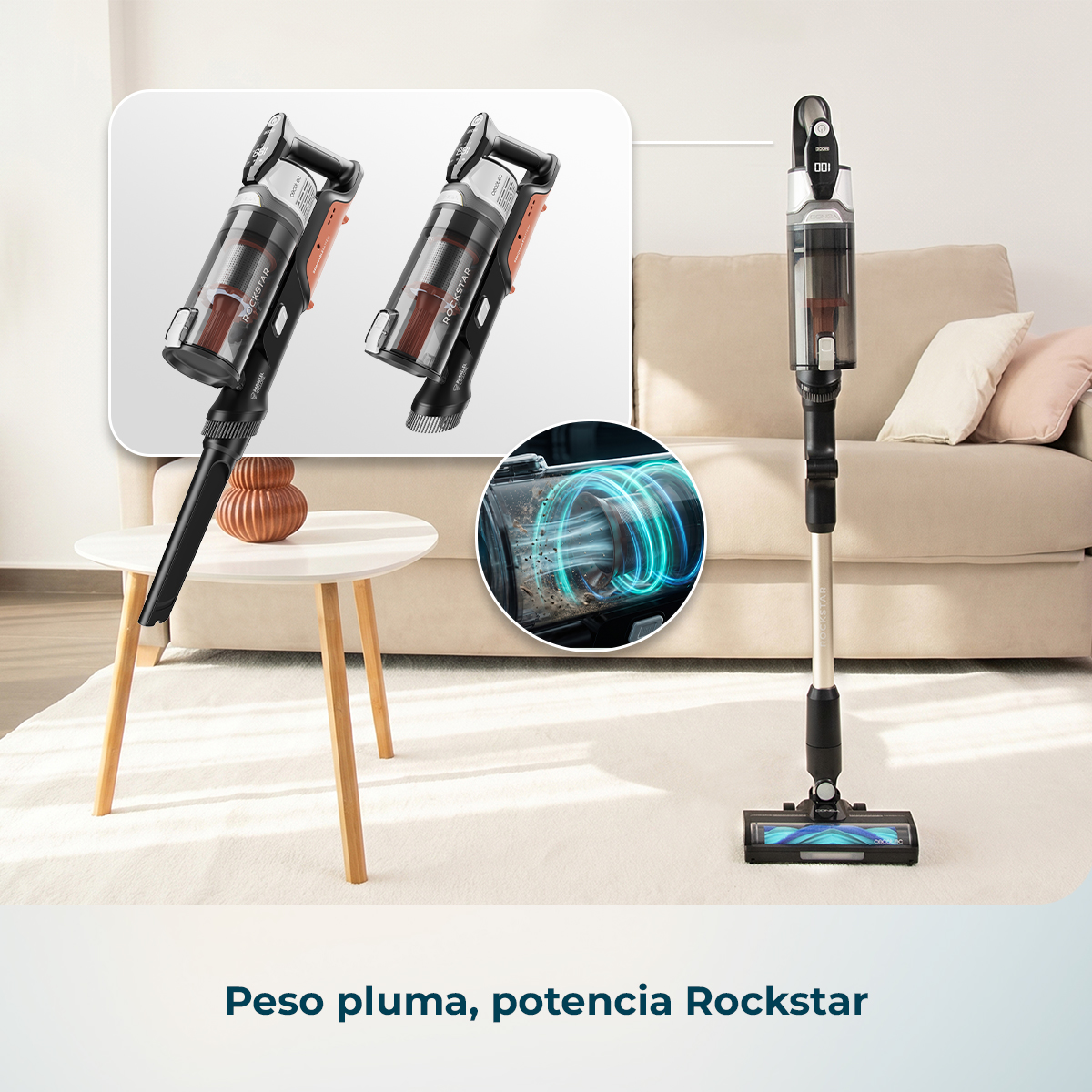 Aspiradora sin cable en sala de estar, con accesorios y visualización de succión ciclónica.