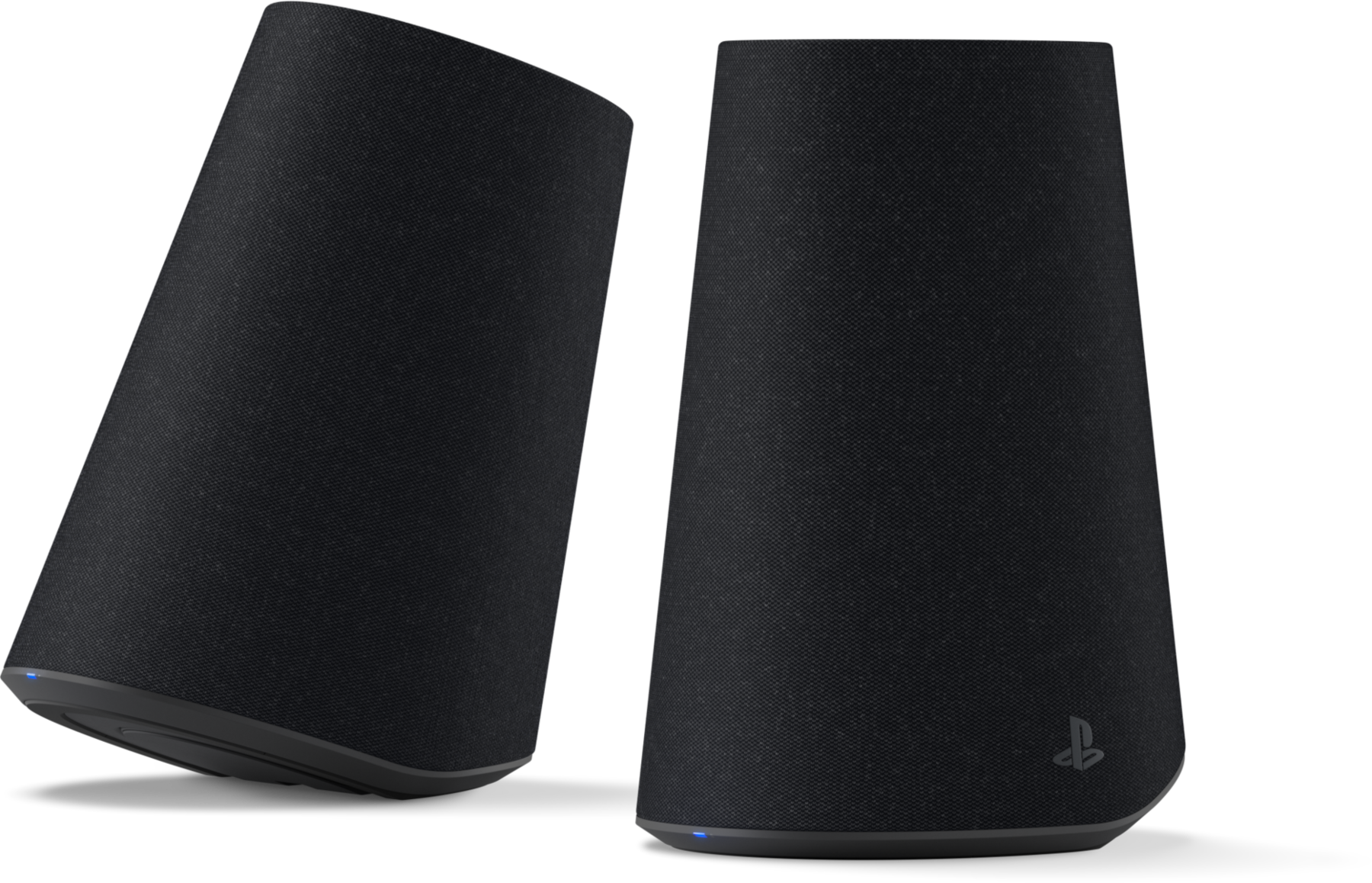 Két fekete, szövetborítású hangszóró PlayStation logóval fekete háttér előtt.