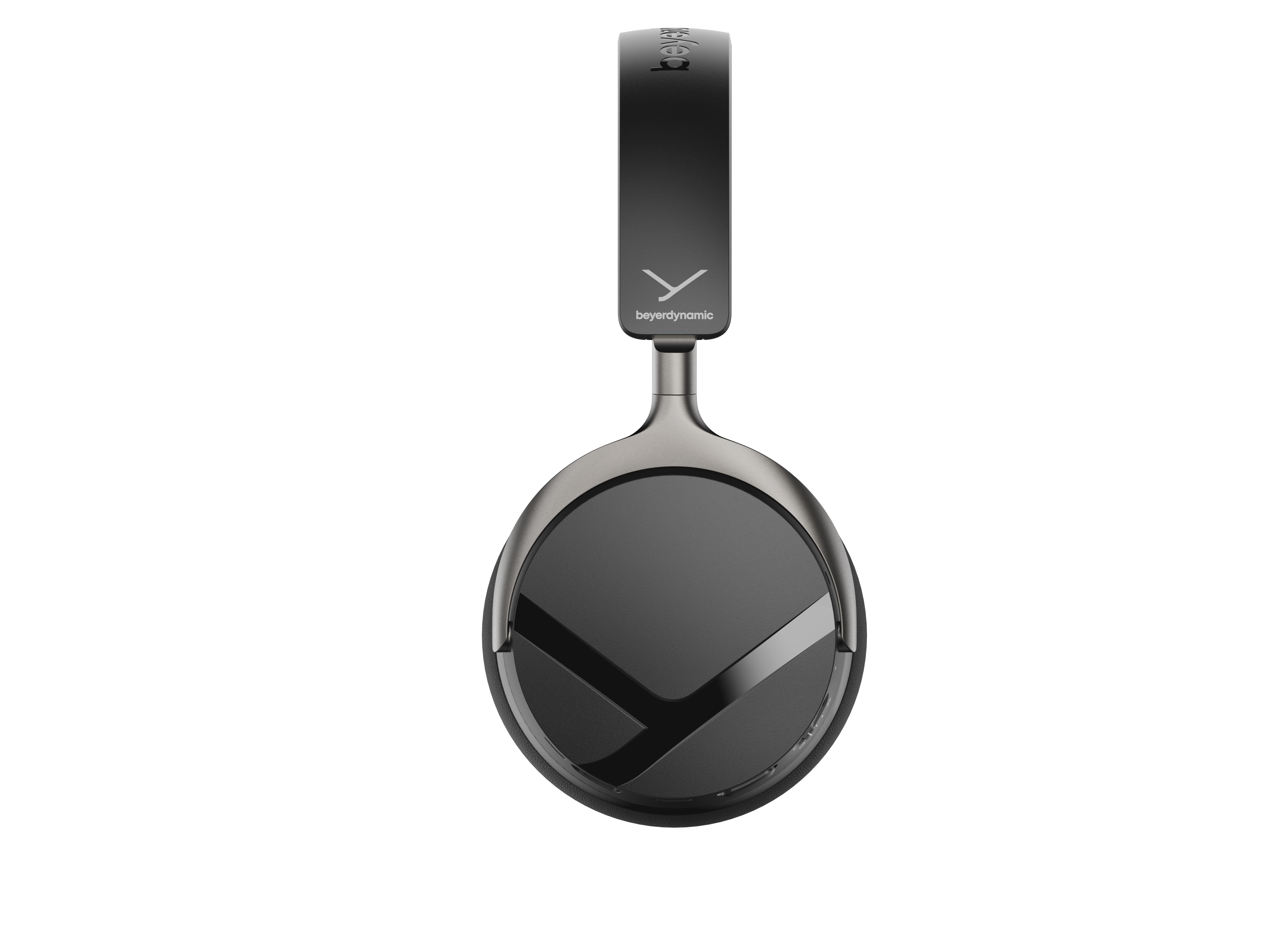 Schwarzer Beyerdynamic Over-Ear-Kopfhörer im Studio-Design auf weißem Hintergrund.