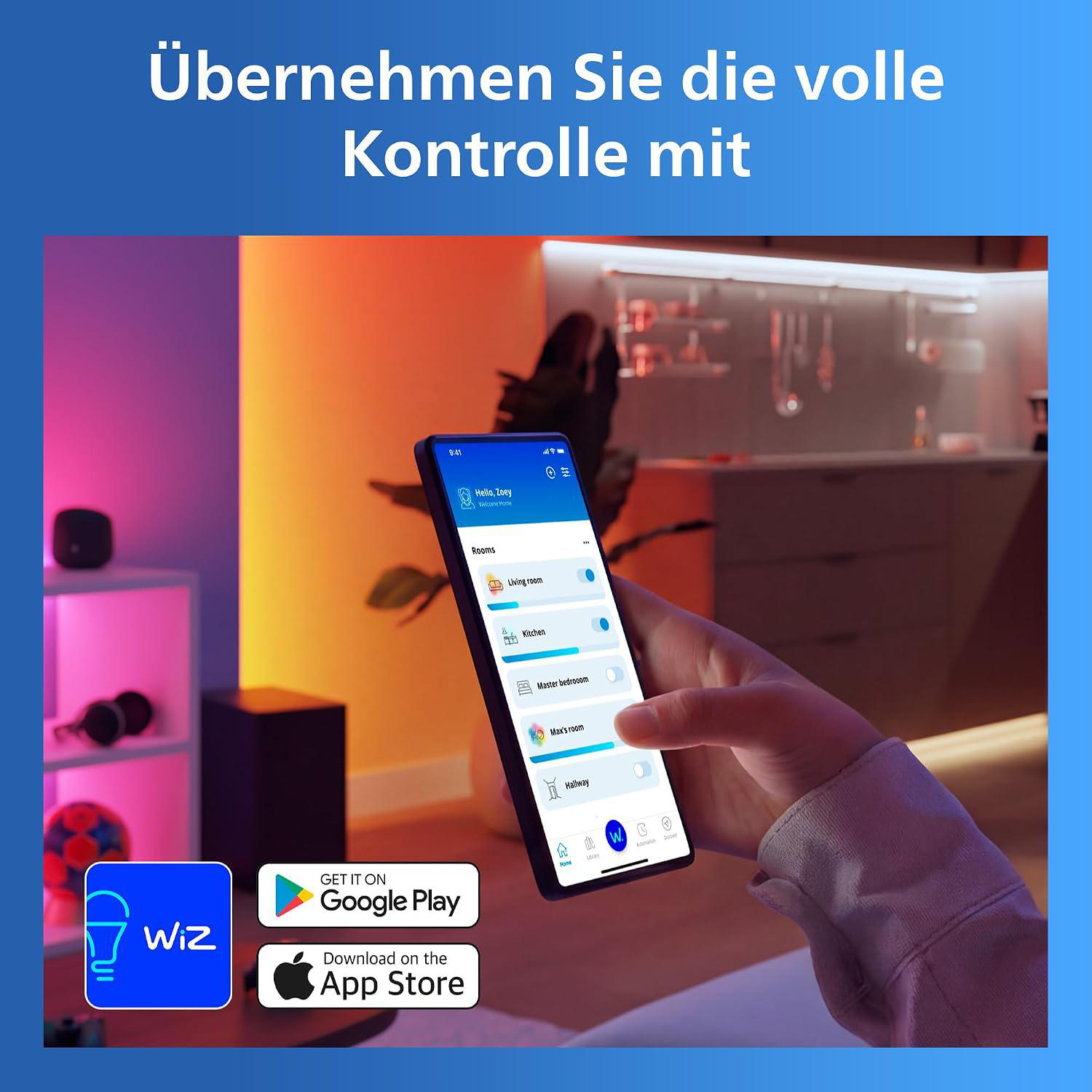 Hand hält Smartphone mit offener WiZ App zur Raumsteuerung in modernem Raum.