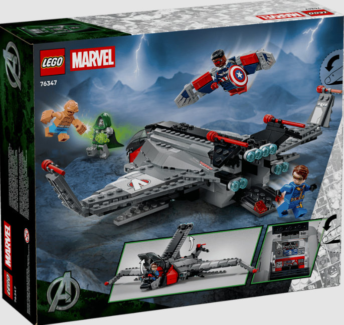 Lego Marvel Set Box mit einem grauen Jet, dem fliegenden Captain America, Doctor Doom, The Thing und einer Figur.