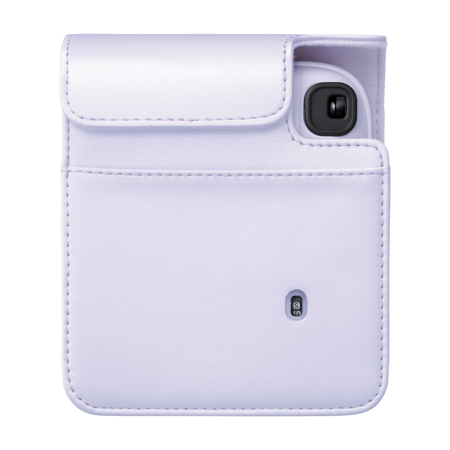 Una custodia per fotocamera in pelle viola chiaro con cuciture bianche e un obiettivo visibile.