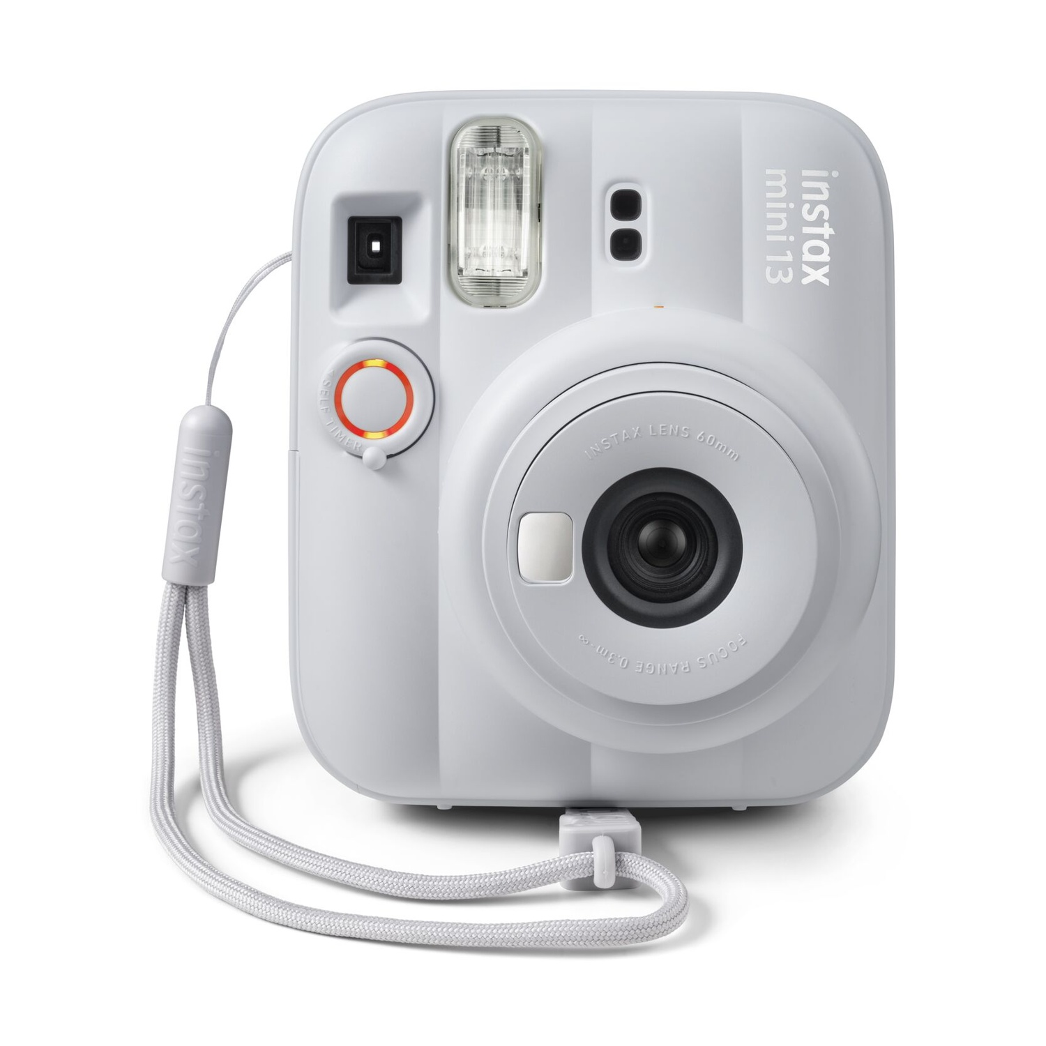 Una fotocamera istantanea Instax Mini 13 grigio chiaro con cinturino, obiettivo, flash e mirino abbinati su sfondo bianco.