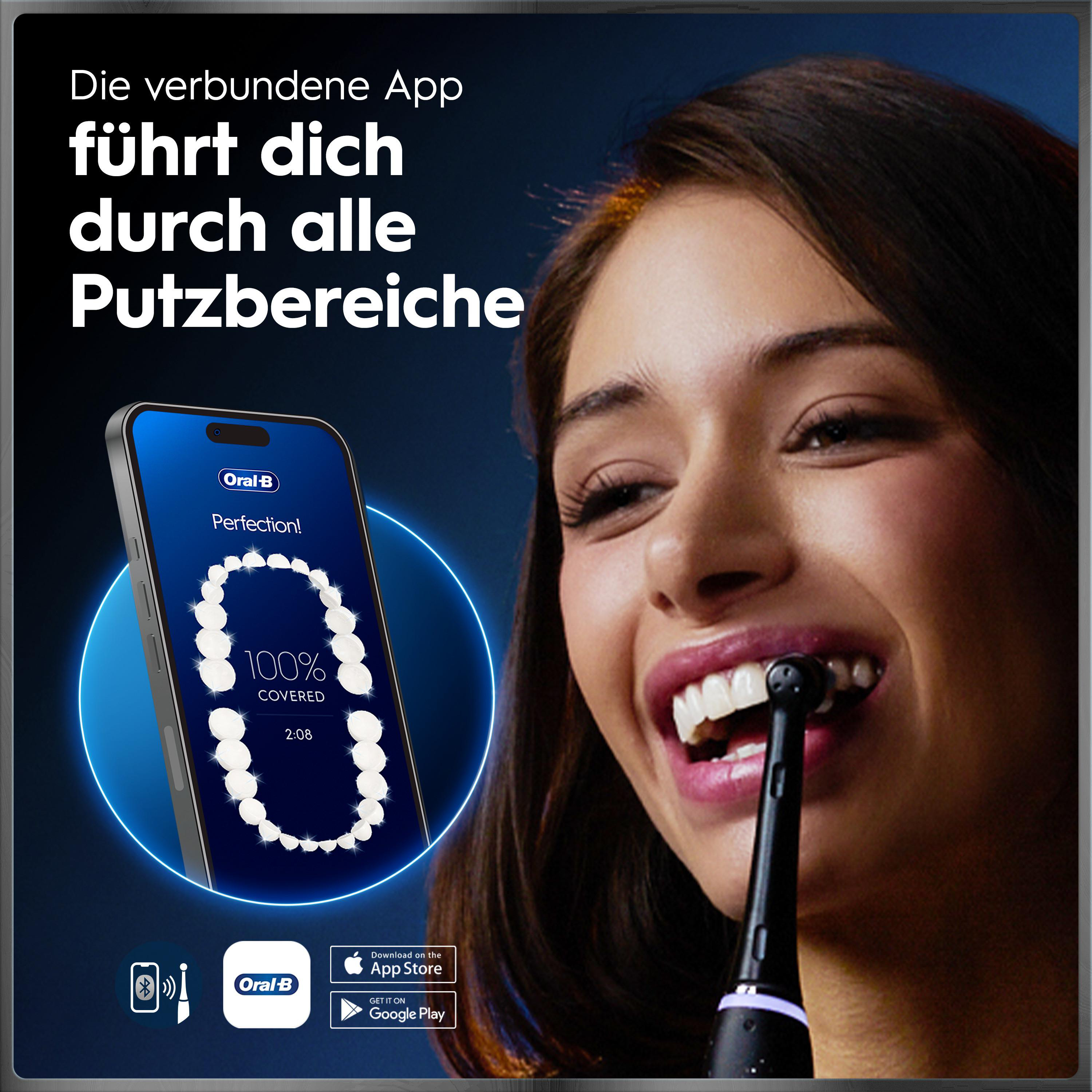 Eine Frau lächelt und putzt ihre Zähne mit einer elektrischen Zahnbürste, neben einer Smartphone-App.