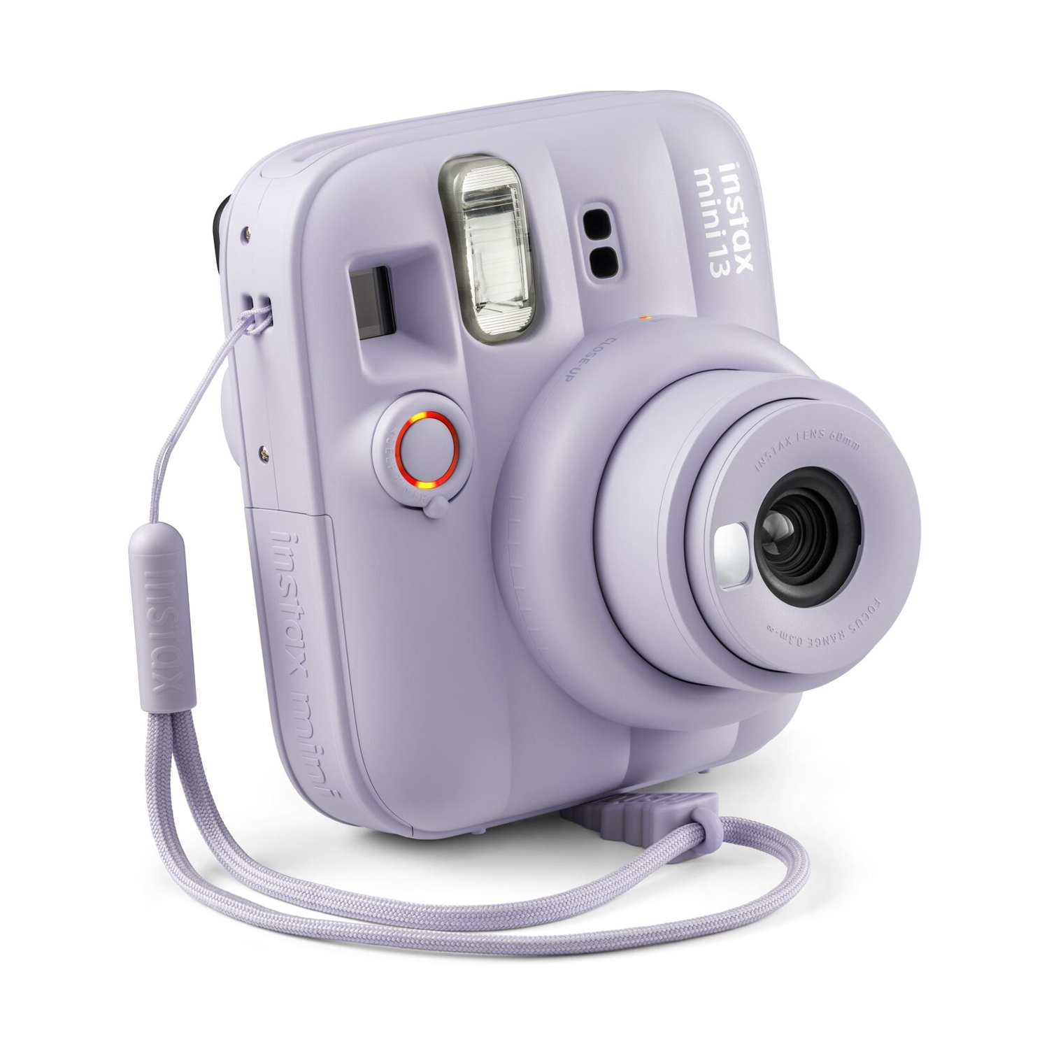 Una fotocamera istantanea Instax Mini 13 lilla con cinturino da polso su sfondo bianco.