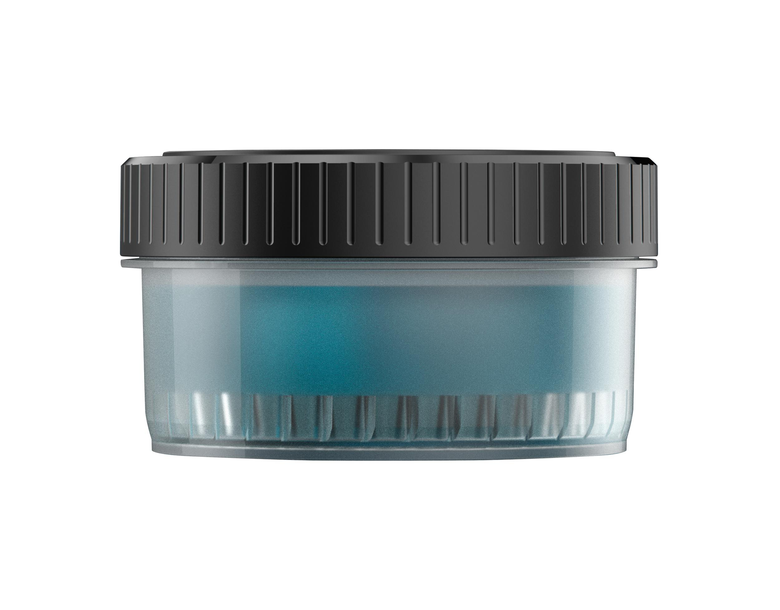 Ein kleiner transparenter Plastikbehälter mit blauem Gel und einem gerippten schwarzen Deckel auf weißem Hintergrund.