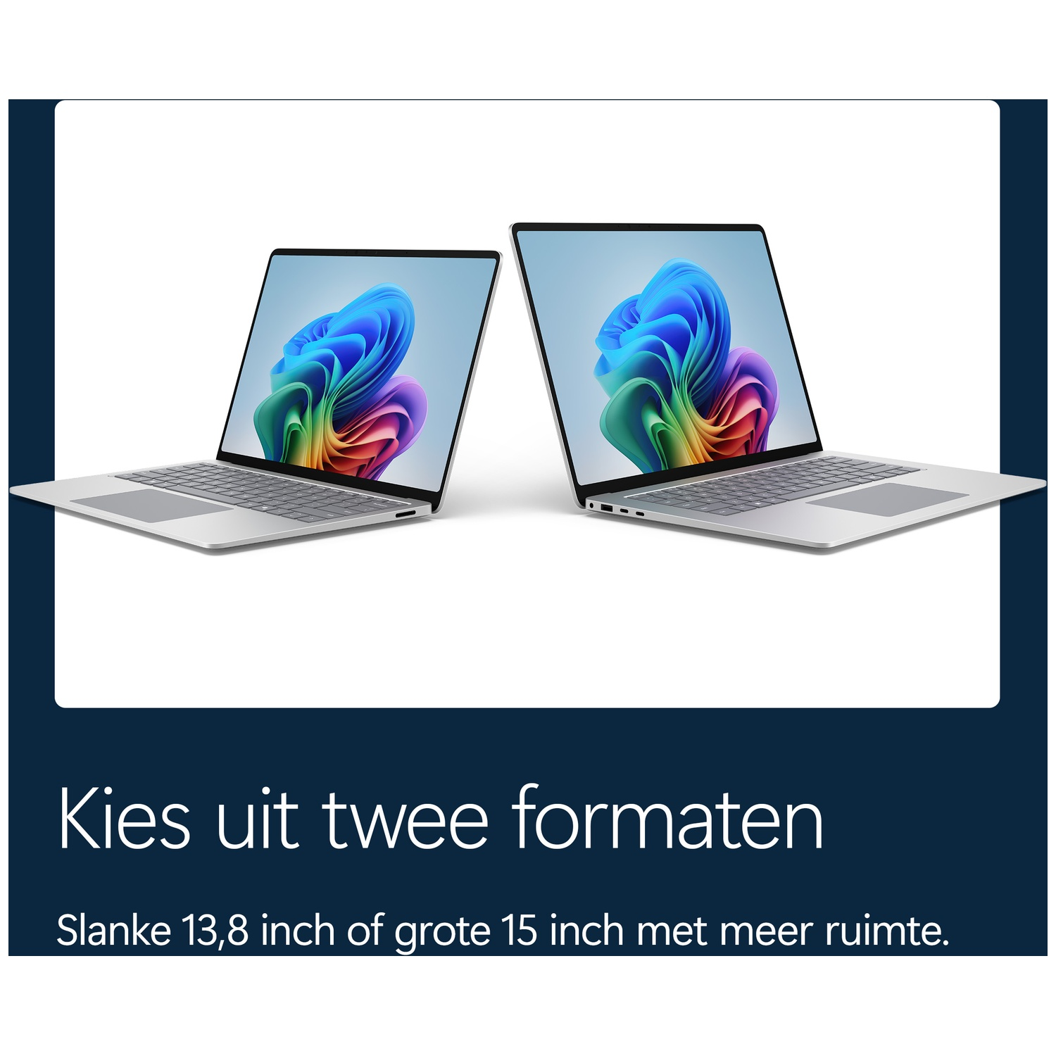 Twee zilveren laptops tegen een witte achtergrond met kleurrijke abstracte achtergronden.