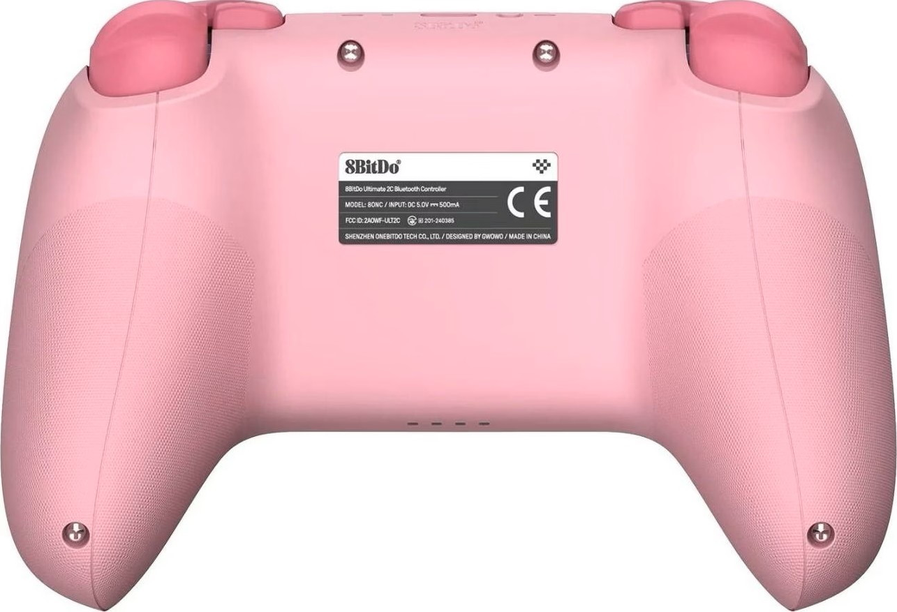 Rückansicht eines rosa 8BitDo-Controllers mit strukturierten Griffen, Schultertasten und einem Produktetikett in der Mitte.