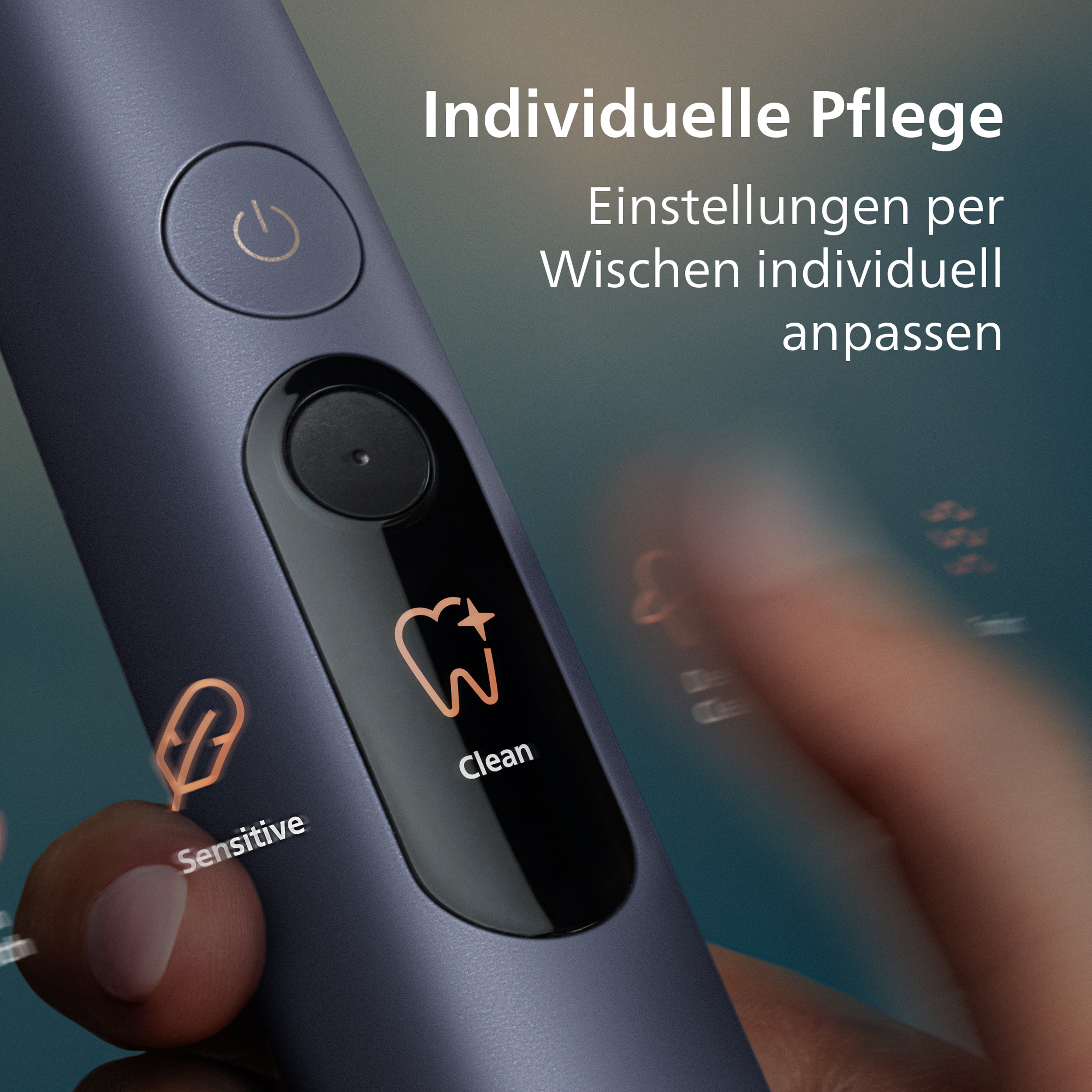 Primo piano di un manico per spazzolino elettrico blu con display digitale e comandi a sfioramento.