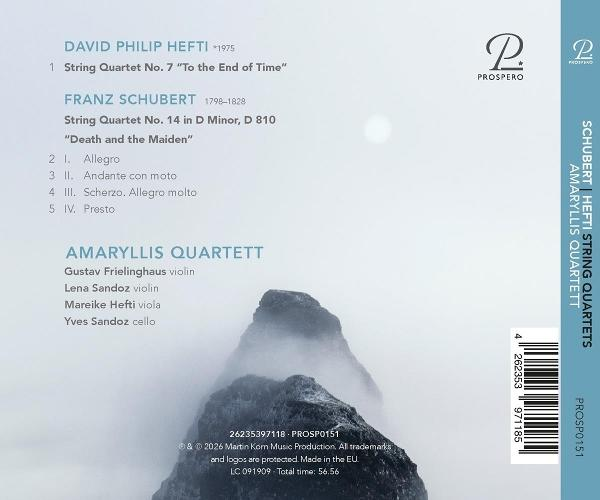 Rückseite einer CD-Hülle mit Musik von Hefti und Schubert, gespielt vom Amaryllis Quartett vor nebligem Felsen.